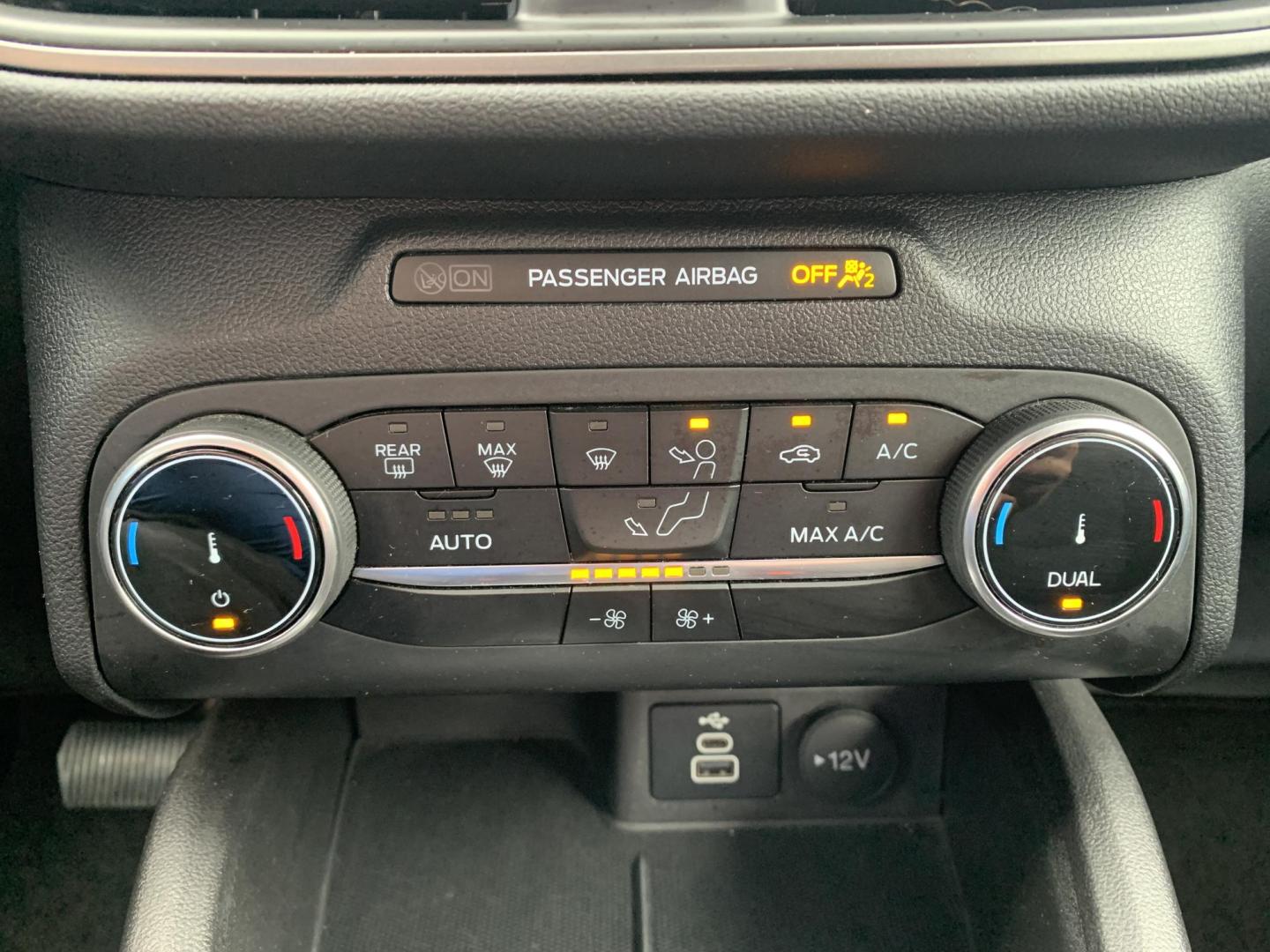 2025 WHITE /BLACK Ford Escape Active (1FMCU0GN4SU) with an 1.5L L3 engine, Automatic transmission, located at 506 S. Kingshighway, Cape Girardeau, MO, 63703, (573) 235-5000, 37.294991, -89.553635 - 2025 Ford Escape Active One Owner 28,xxx miles Power Windows/Locks/Mirrors Rear Window Defroster Bluetooth Power Outlet Steering Wheel Controls Tilt Steering Wheel Folding Rear Seat Cloth Seats Cruise Control Remote Keyless Entry Push-Button Engine Start Touch Screen Monitor We have - Photo#26