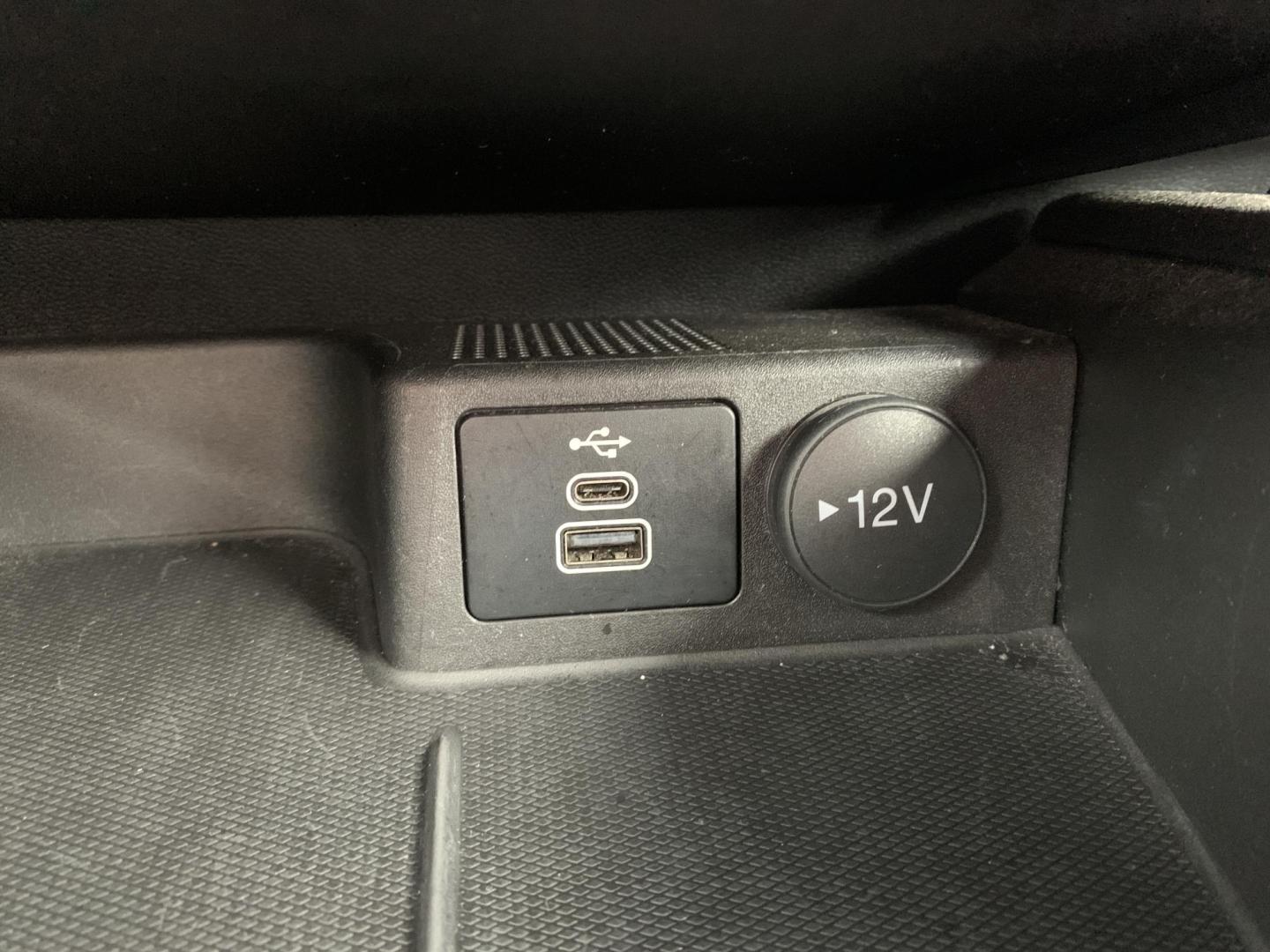 2025 WHITE /BLACK Ford Escape Active (1FMCU0GN4SU) with an 1.5L L3 engine, Automatic transmission, located at 506 S. Kingshighway, Cape Girardeau, MO, 63703, (573) 235-5000, 37.294991, -89.553635 - 2025 Ford Escape Active One Owner 28,xxx miles Power Windows/Locks/Mirrors Rear Window Defroster Bluetooth Power Outlet Steering Wheel Controls Tilt Steering Wheel Folding Rear Seat Cloth Seats Cruise Control Remote Keyless Entry Push-Button Engine Start Touch Screen Monitor We have - Photo#27