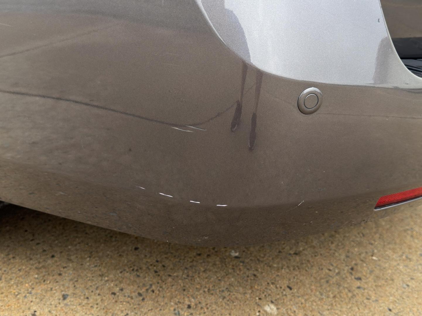 2015 GRAY /Gray Honda Odyssey EX-L (5FNRL5H63FB) with an 3.5L V6 engine, Automatic transmission, located at 2990 Old Orchard Rd., Jackson, MO, 63755, 37.354214, -89.612106 - 2015 Honda Odyssey EX-L 187xxx miles Front Wheel Drive 3.5L V6 Automatic Leather 3rd Row Rear Entertainment Power/Heated Seats Backup Camera Sunroof Bluetooth Cruise Power Windows/Locks/Mirrors We have financing available and we accept trades! Fill out a credit application on our websi - Photo#44