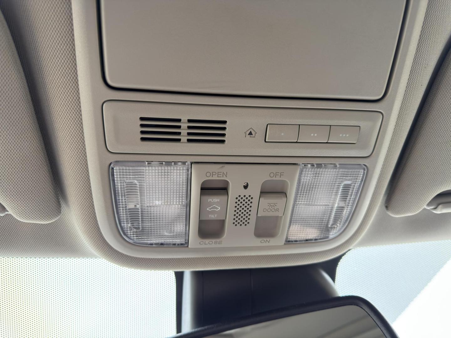 2015 GRAY /Gray Honda Odyssey EX-L (5FNRL5H63FB) with an 3.5L V6 engine, Automatic transmission, located at 2990 Old Orchard Rd., Jackson, MO, 63755, 37.354214, -89.612106 - 2015 Honda Odyssey EX-L 187xxx miles Front Wheel Drive 3.5L V6 Automatic Leather 3rd Row Rear Entertainment Power/Heated Seats Backup Camera Sunroof Bluetooth Cruise Power Windows/Locks/Mirrors We have financing available and we accept trades! Fill out a credit application on our websi - Photo#32