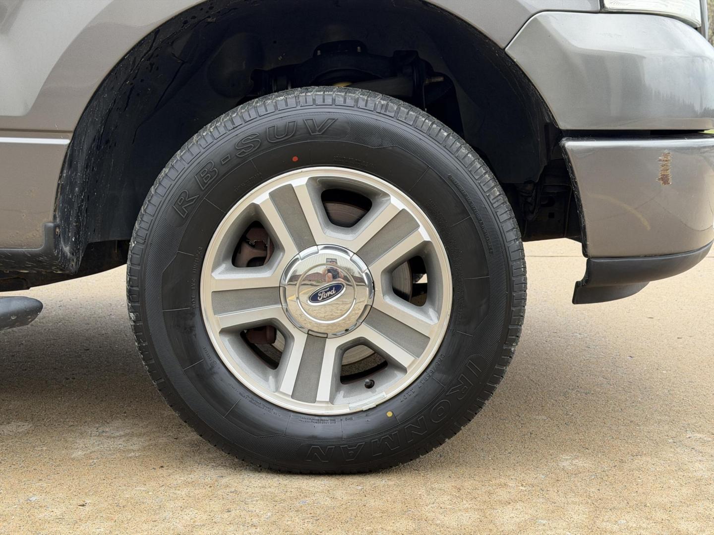 2008 GRAY /Gray Ford F-150 STX SuperCab 2WD (1FTRX12W78F) with an 4.6L V8 engine, Automatic transmission, located at 2990 Old Orchard Rd., Jackson, MO, 63755, 37.354214, -89.612106 - 2008 Ford F-150 STX 142xxx miles Rear Wheel Drive 4.6L V8 Automatic Cruise Power Windows/Locks/Mirrors We have financing available and we accept trades! Fill out a credit application on our website or come by today! If you have any questions, give us a call at (573) 204-7777 or visit our web - Photo#33