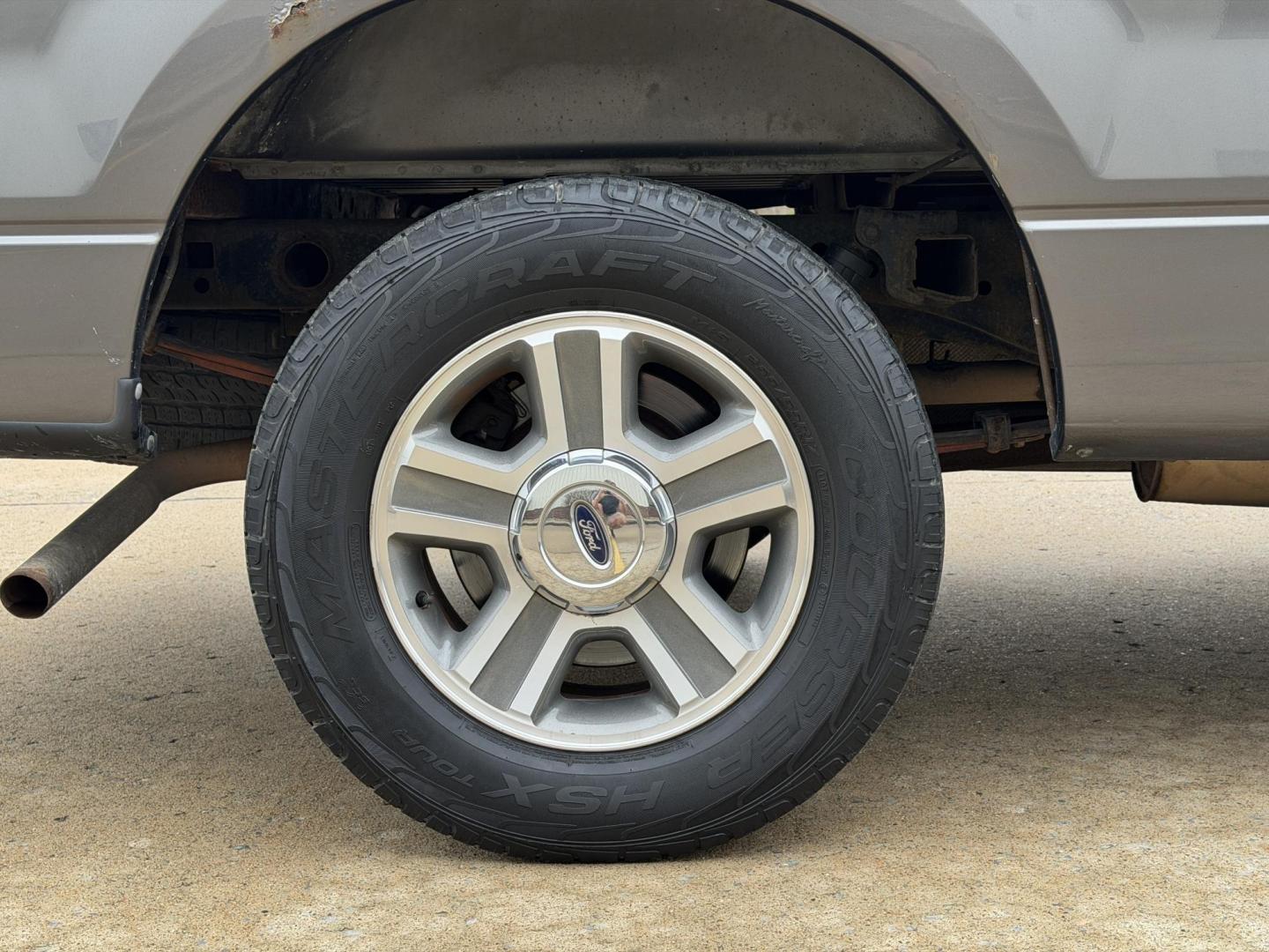 2008 GRAY /Gray Ford F-150 STX SuperCab 2WD (1FTRX12W78F) with an 4.6L V8 engine, Automatic transmission, located at 2990 Old Orchard Rd., Jackson, MO, 63755, 37.354214, -89.612106 - 2008 Ford F-150 STX 142xxx miles Rear Wheel Drive 4.6L V8 Automatic Cruise Power Windows/Locks/Mirrors We have financing available and we accept trades! Fill out a credit application on our website or come by today! If you have any questions, give us a call at (573) 204-7777 or visit our web - Photo#32