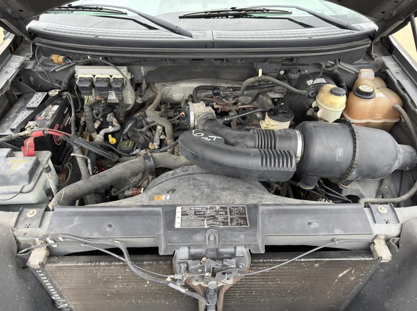 2008 GRAY /Gray Ford F-150 STX SuperCab 2WD (1FTRX12W78F) with an 4.6L V8 engine, Automatic transmission, located at 2990 Old Orchard Rd., Jackson, MO, 63755, 37.354214, -89.612106 - 2008 Ford F-150 STX 142xxx miles Rear Wheel Drive 4.6L V8 Automatic Cruise Power Windows/Locks/Mirrors We have financing available and we accept trades! Fill out a credit application on our website or come by today! If you have any questions, give us a call at (573) 204-7777 or visit our web - Photo#28