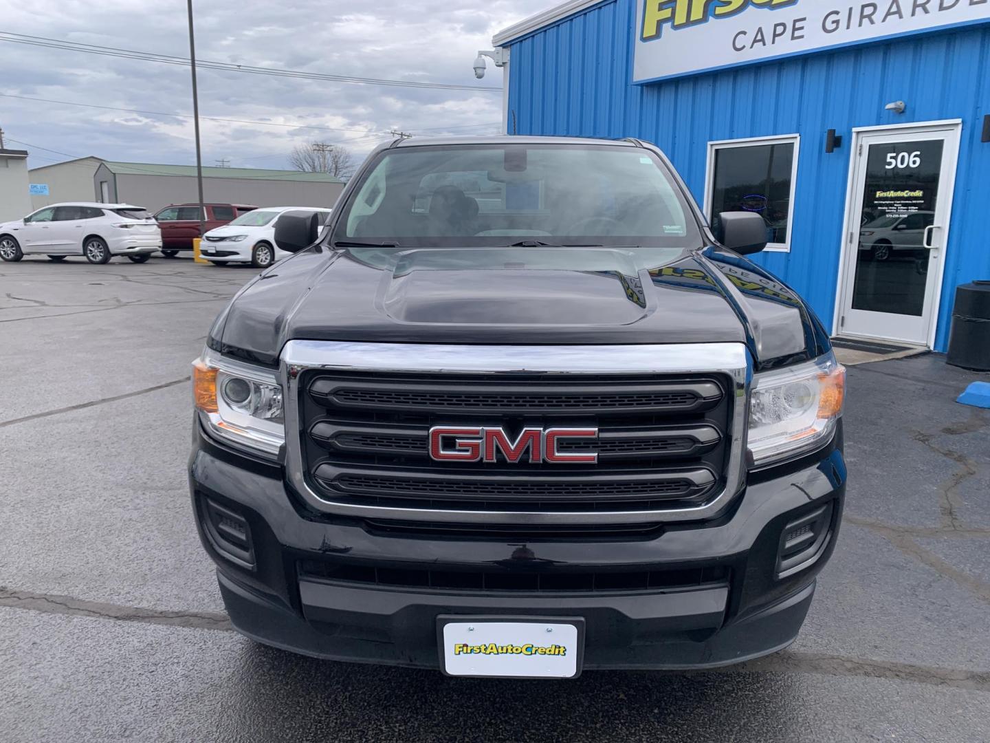 2015 BLACK /BLACK GMC Canyon Base Ext. Cab 2WD (1GTH5AEAXF1) with an 2.5L L4 DOHC 24V engine, Automatic transmission, located at 506 S. Kingshighway, Cape Girardeau, MO, 63703, (573) 235-5000, 37.294991, -89.553635 - 2015 GMC Canyon 125,xxx miles Automatic Ext. Cab Cruise Power Windows/Locks/Mirrors Keyless Entry We have financing available and we accept trades! Fill out a credit application on our website or come by today! If you have any questions, give us a call at (573) 235-5000 or visit our websit - Photo#1