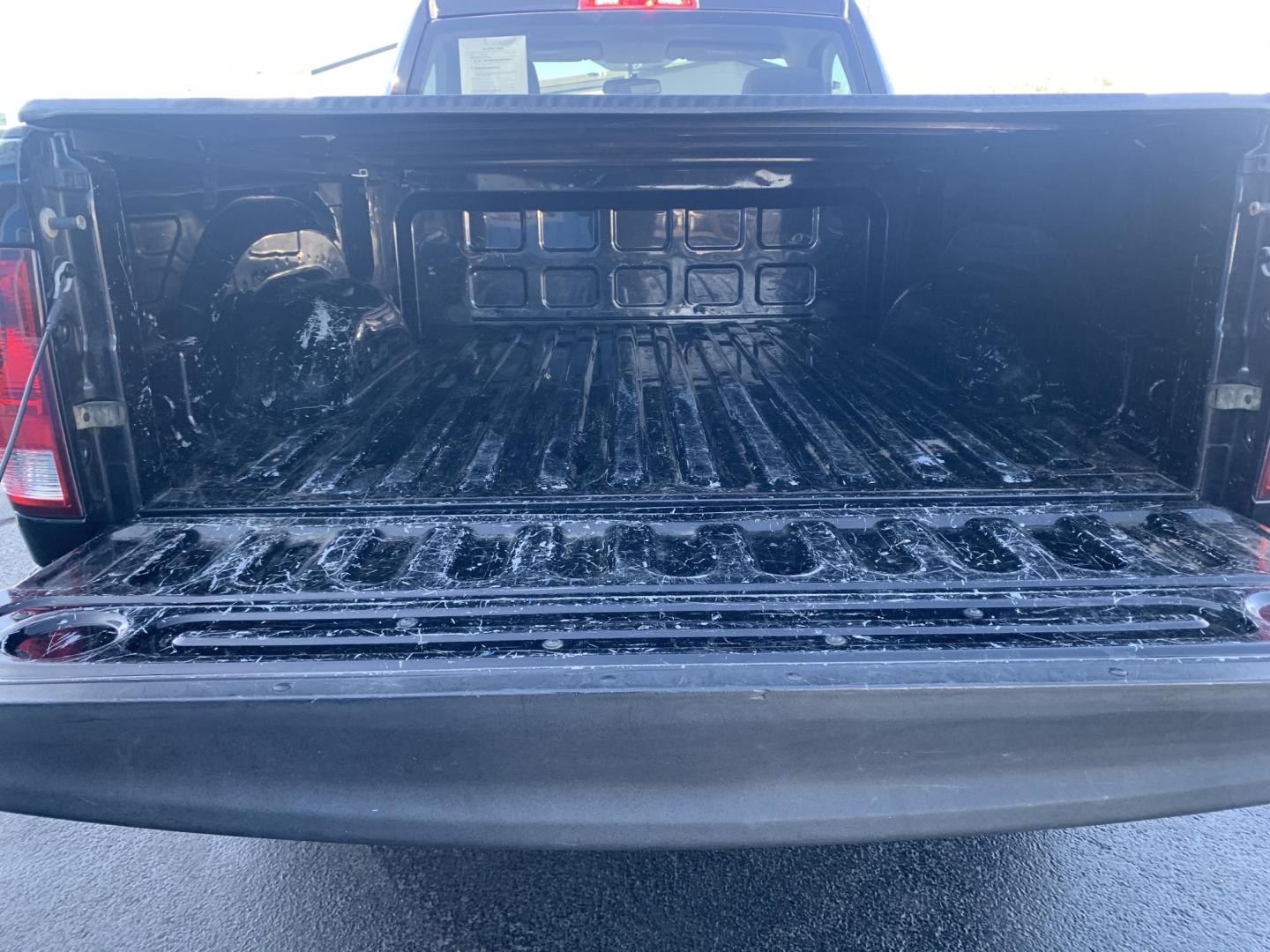 2012 BLACK /GRAY Dodge Ram 1500 ST EXPRESS 2WD (3C6JD6AT4CG) with an 5.7L V8 OHV 16V engine, Automatic transmission, located at 506 S. Kingshighway, Cape Girardeau, MO, 63703, (573) 235-5000, 37.294991, -89.553635 - 2012 Dodge Ram 1500 79,xxx miles Cruise Backup Cam Steering wheel controls Power windows/locks/mirrors We have financing available and we accept trades! Fill out a credit application on our website or come by today! If you have any questions, give us a call at (573) 235-5000 or visit our webs - Photo#7