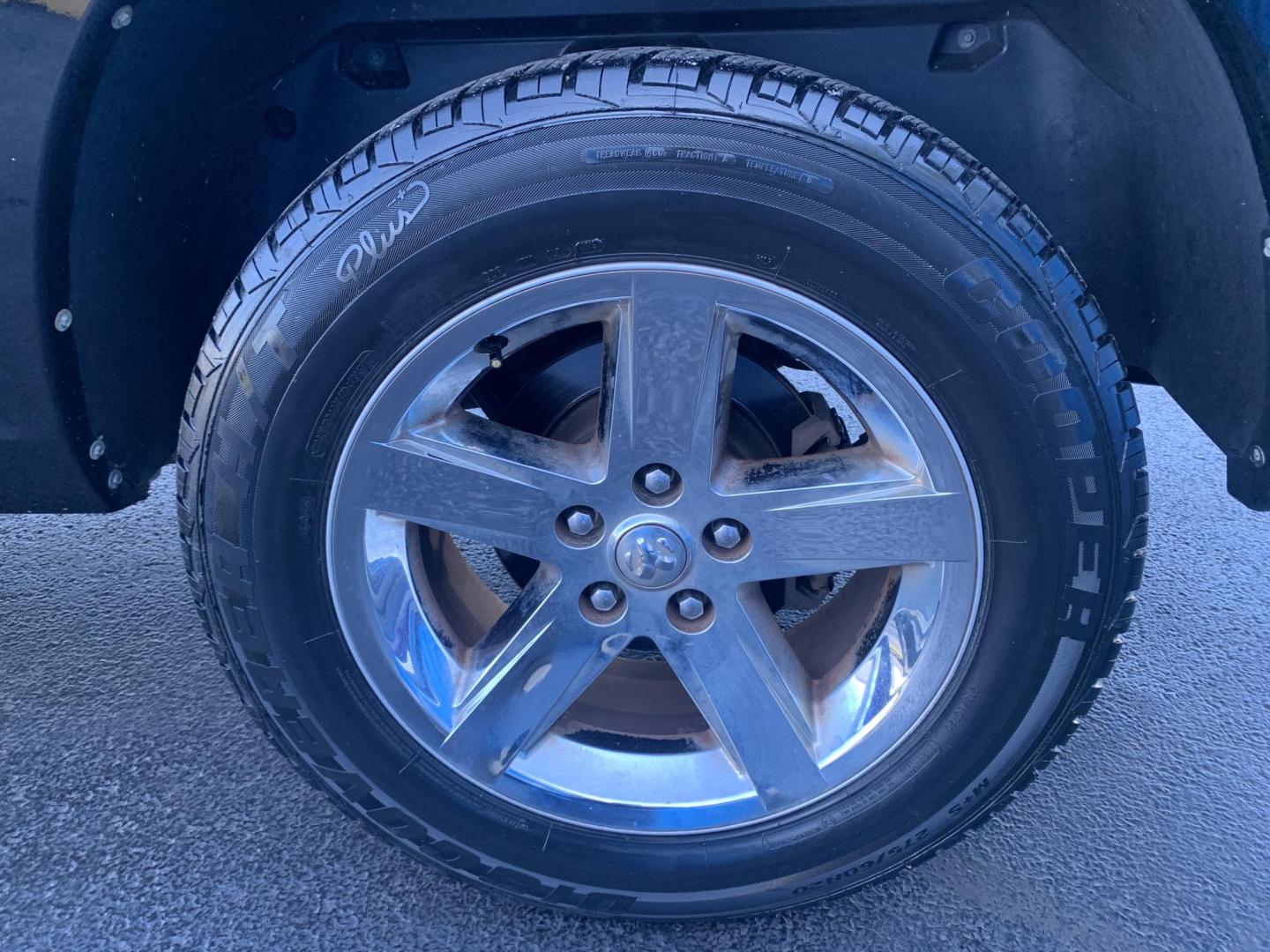 2012 BLACK /GRAY Dodge Ram 1500 ST EXPRESS 2WD (3C6JD6AT4CG) with an 5.7L V8 OHV 16V engine, Automatic transmission, located at 506 S. Kingshighway, Cape Girardeau, MO, 63703, (573) 235-5000, 37.294991, -89.553635 - 2012 Dodge Ram 1500 79,xxx miles Cruise Backup Cam Steering wheel controls Power windows/locks/mirrors We have financing available and we accept trades! Fill out a credit application on our website or come by today! If you have any questions, give us a call at (573) 235-5000 or visit our webs - Photo#29