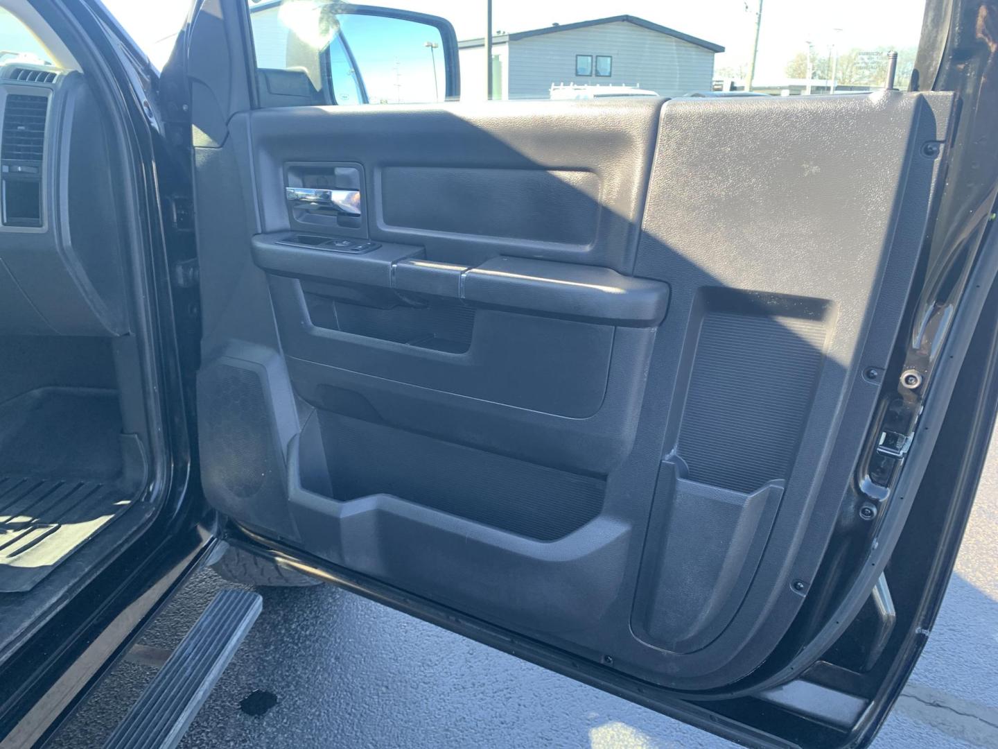 2012 BLACK /GRAY Dodge Ram 1500 ST EXPRESS 2WD (3C6JD6AT4CG) with an 5.7L V8 OHV 16V engine, Automatic transmission, located at 506 S. Kingshighway, Cape Girardeau, MO, 63703, (573) 235-5000, 37.294991, -89.553635 - 2012 Dodge Ram 1500 79,xxx miles Cruise Backup Cam Steering wheel controls Power windows/locks/mirrors We have financing available and we accept trades! Fill out a credit application on our website or come by today! If you have any questions, give us a call at (573) 235-5000 or visit our webs - Photo#11