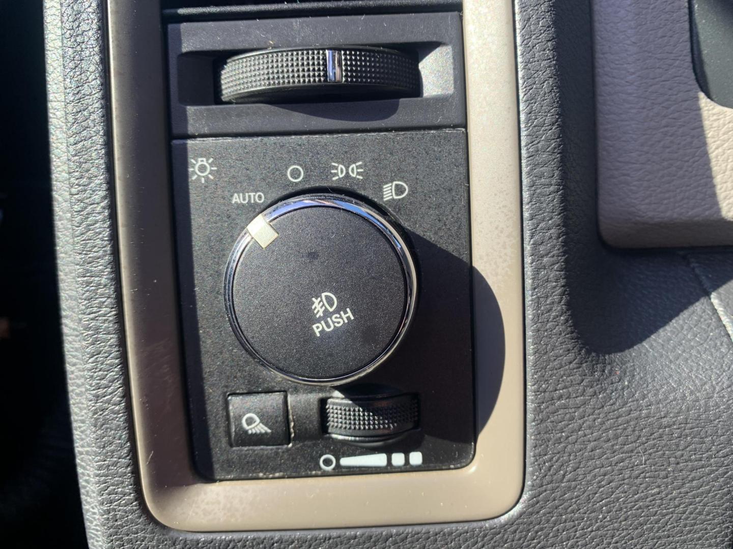 2012 BLACK /GRAY Dodge Ram 1500 ST EXPRESS 2WD (3C6JD6AT4CG) with an 5.7L V8 OHV 16V engine, Automatic transmission, located at 506 S. Kingshighway, Cape Girardeau, MO, 63703, (573) 235-5000, 37.294991, -89.553635 - 2012 Dodge Ram 1500 79,xxx miles Cruise Backup Cam Steering wheel controls Power windows/locks/mirrors We have financing available and we accept trades! Fill out a credit application on our website or come by today! If you have any questions, give us a call at (573) 235-5000 or visit our webs - Photo#18