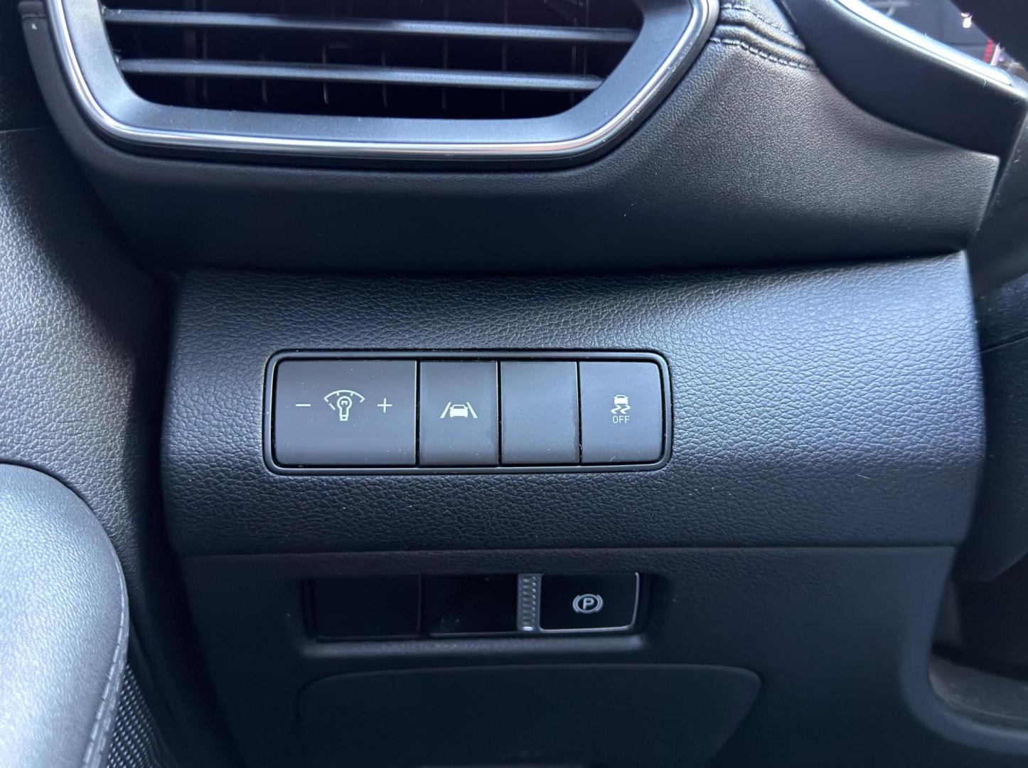 2023 GRAY /Gray Hyundai Santa Fe SE AWD (5NMS1DAJ9PH) with an 2.5L 4 Cyl. engine, Automatic transmission, located at 2990 Old Orchard Rd., Jackson, MO, 63755, 37.354214, -89.612106 - 2023 Hyundai Santa FE SE 1-Owner 107xxx miles All Wheel Drive 2.5L 4 Cyl. Automatic Backup Camera Bluetooth Cruise Power Windows/Locks/Mirrors We have financing available and we accept trades! Fill out a credit application on our website or come by today! If you have any questions, give u - Photo#26