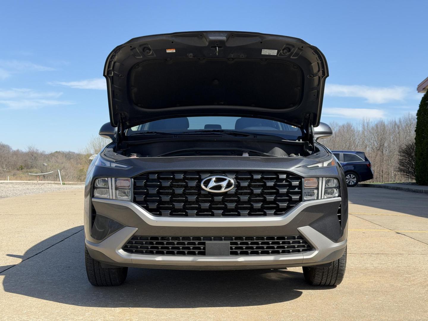 2023 GRAY /Gray Hyundai Santa Fe SE AWD (5NMS1DAJ9PH) with an 2.5L 4 Cyl. engine, Automatic transmission, located at 2990 Old Orchard Rd., Jackson, MO, 63755, 37.354214, -89.612106 - 2023 Hyundai Santa FE SE 1-Owner 107xxx miles All Wheel Drive 2.5L 4 Cyl. Automatic Backup Camera Bluetooth Cruise Power Windows/Locks/Mirrors We have financing available and we accept trades! Fill out a credit application on our website or come by today! If you have any questions, give u - Photo#30
