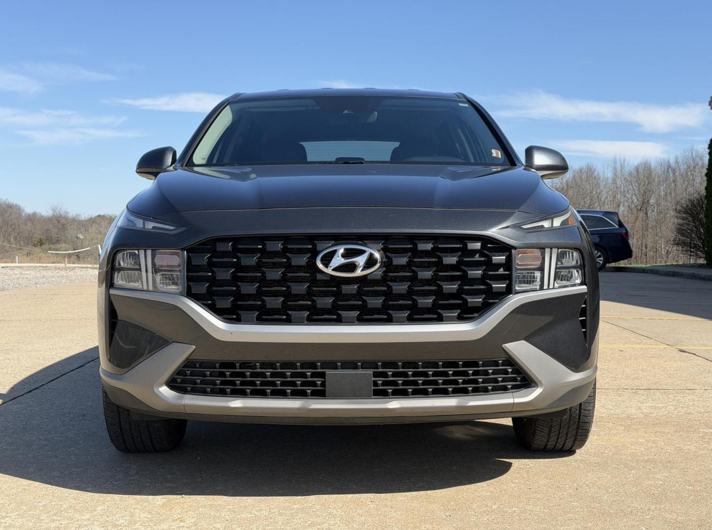 2023 GRAY /Gray Hyundai Santa Fe SE AWD (5NMS1DAJ9PH) with an 2.5L 4 Cyl. engine, Automatic transmission, located at 2990 Old Orchard Rd., Jackson, MO, 63755, 37.354214, -89.612106 - 2023 Hyundai Santa FE SE 1-Owner 107xxx miles All Wheel Drive 2.5L 4 Cyl. Automatic Backup Camera Bluetooth Cruise Power Windows/Locks/Mirrors We have financing available and we accept trades! Fill out a credit application on our website or come by today! If you have any questions, give u - Photo#10