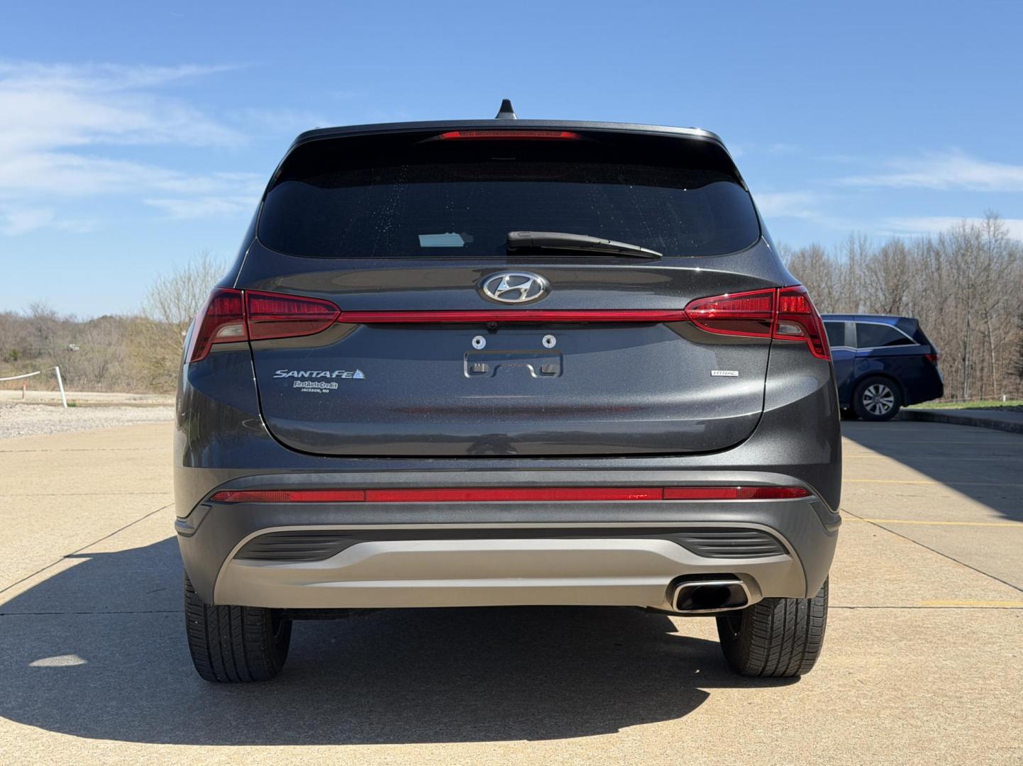 2023 GRAY /Gray Hyundai Santa Fe SE AWD (5NMS1DAJ9PH) with an 2.5L 4 Cyl. engine, Automatic transmission, located at 2990 Old Orchard Rd., Jackson, MO, 63755, 37.354214, -89.612106 - 2023 Hyundai Santa FE SE 1-Owner 107xxx miles All Wheel Drive 2.5L 4 Cyl. Automatic Backup Camera Bluetooth Cruise Power Windows/Locks/Mirrors We have financing available and we accept trades! Fill out a credit application on our website or come by today! If you have any questions, give u - Photo#9