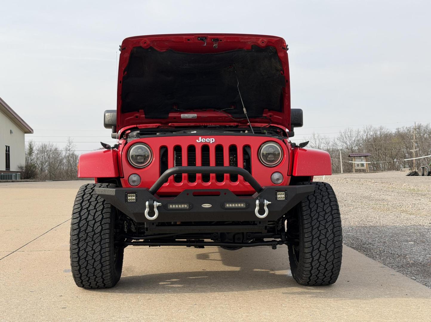 2015 RED /Black Jeep Wrangler Unlimited Sahara 4WD (1C4BJWEG9FL) with an 3.6L V6 engine, Automatic transmission, located at 2990 Old Orchard Rd., Jackson, MO, 63755, 37.354214, -89.612106 - 2015 Jeep Wrangler Unlimited Sahara 127xxx miles 4x4 3.6L V6 Automatic Navigation Bluetooth Remote Start Cruise Power Windows/Locks/Mirrors We have financing available and we accept trades! Fill out a credit application on our website or come by today! If you have any questions, give us a - Photo#27