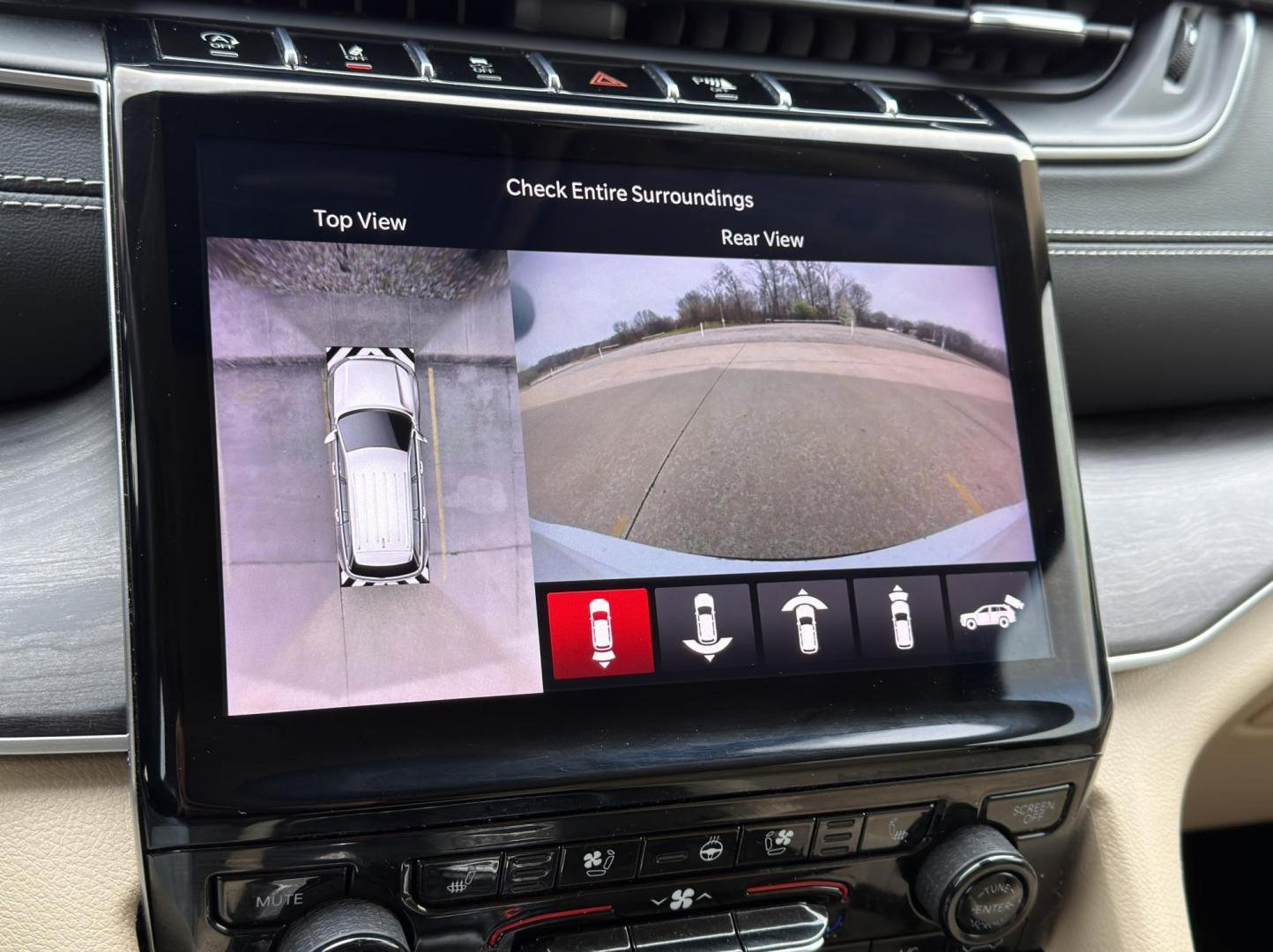 2021 WHITE /Tan Jeep Grand Cherokee Limited 4WD (1C4RJKBG1M8) with an 3.6L V6 engine, Automatic transmission, located at 2990 Old Orchard Rd., Jackson, MO, 63755, 37.354214, -89.612106 - 2021 Jeep Grand Cherokee L Limited 59xxx miles 4 Wheel Drive 3.6L V6 Automatic Leather 3rd Row Navigation Power/Heated/Cooled Seats Heated Rear Seats Heated Steering Wheel Backup Camera Sunroof Bluetooth Remote Start Cruise Power Windows/Locks/Mirrors We have financing available and - Photo#3