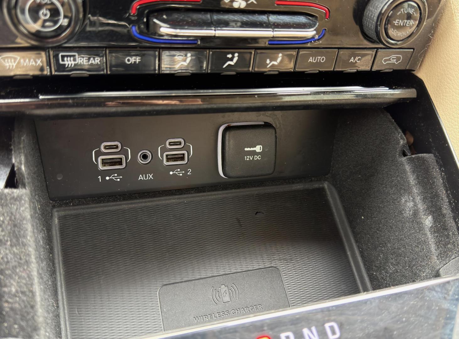 2021 WHITE /Tan Jeep Grand Cherokee Limited 4WD (1C4RJKBG1M8) with an 3.6L V6 engine, Automatic transmission, located at 2990 Old Orchard Rd., Jackson, MO, 63755, 37.354214, -89.612106 - 2021 Jeep Grand Cherokee L Limited 59xxx miles 4 Wheel Drive 3.6L V6 Automatic Leather 3rd Row Navigation Power/Heated/Cooled Seats Heated Rear Seats Heated Steering Wheel Backup Camera Sunroof Bluetooth Remote Start Cruise Power Windows/Locks/Mirrors We have financing available and - Photo#32