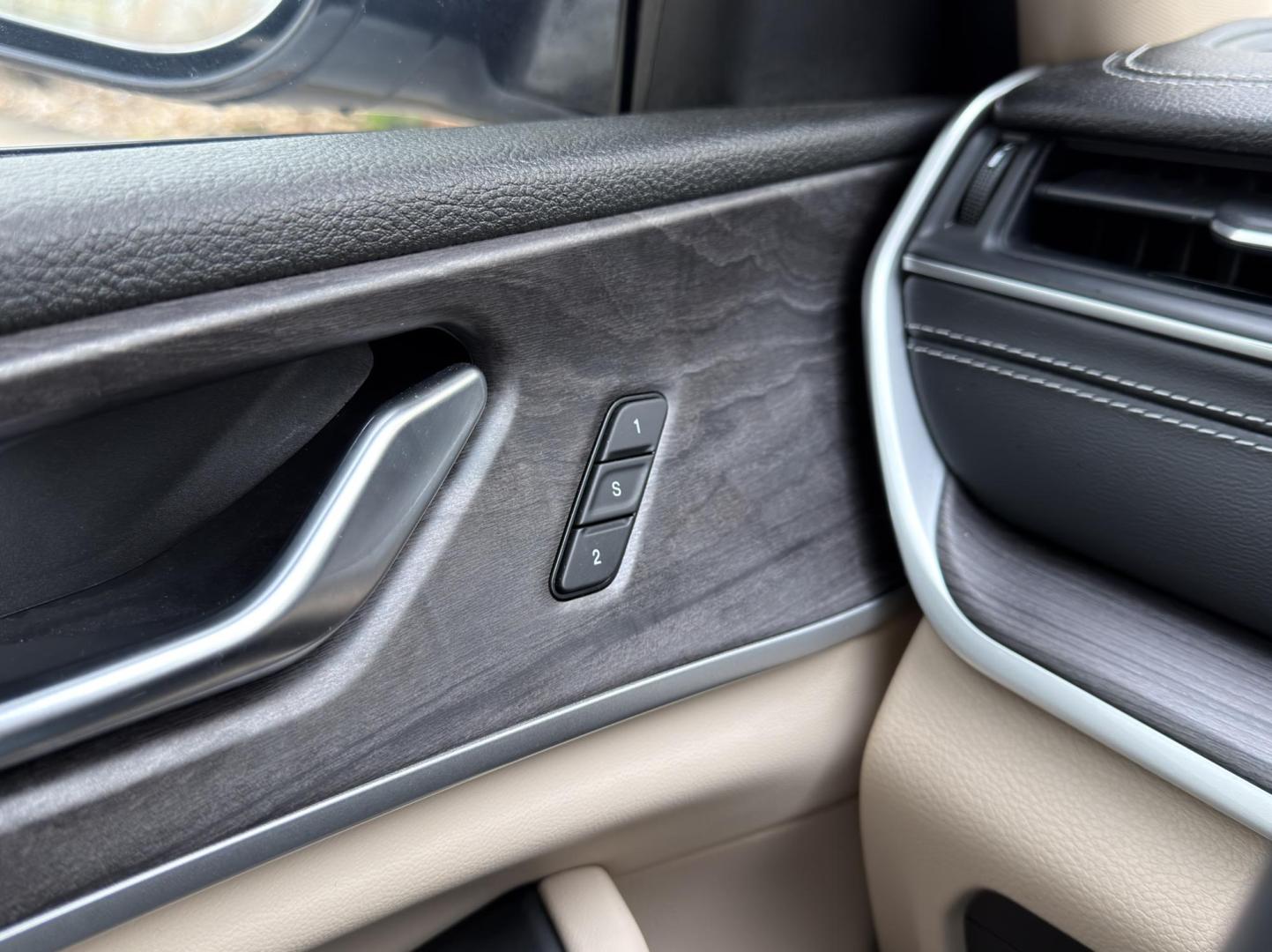 2021 WHITE /Tan Jeep Grand Cherokee Limited 4WD (1C4RJKBG1M8) with an 3.6L V6 engine, Automatic transmission, located at 2990 Old Orchard Rd., Jackson, MO, 63755, 37.354214, -89.612106 - 2021 Jeep Grand Cherokee L Limited 59xxx miles 4 Wheel Drive 3.6L V6 Automatic Leather 3rd Row Navigation Power/Heated/Cooled Seats Heated Rear Seats Heated Steering Wheel Backup Camera Sunroof Bluetooth Remote Start Cruise Power Windows/Locks/Mirrors We have financing available and - Photo#35