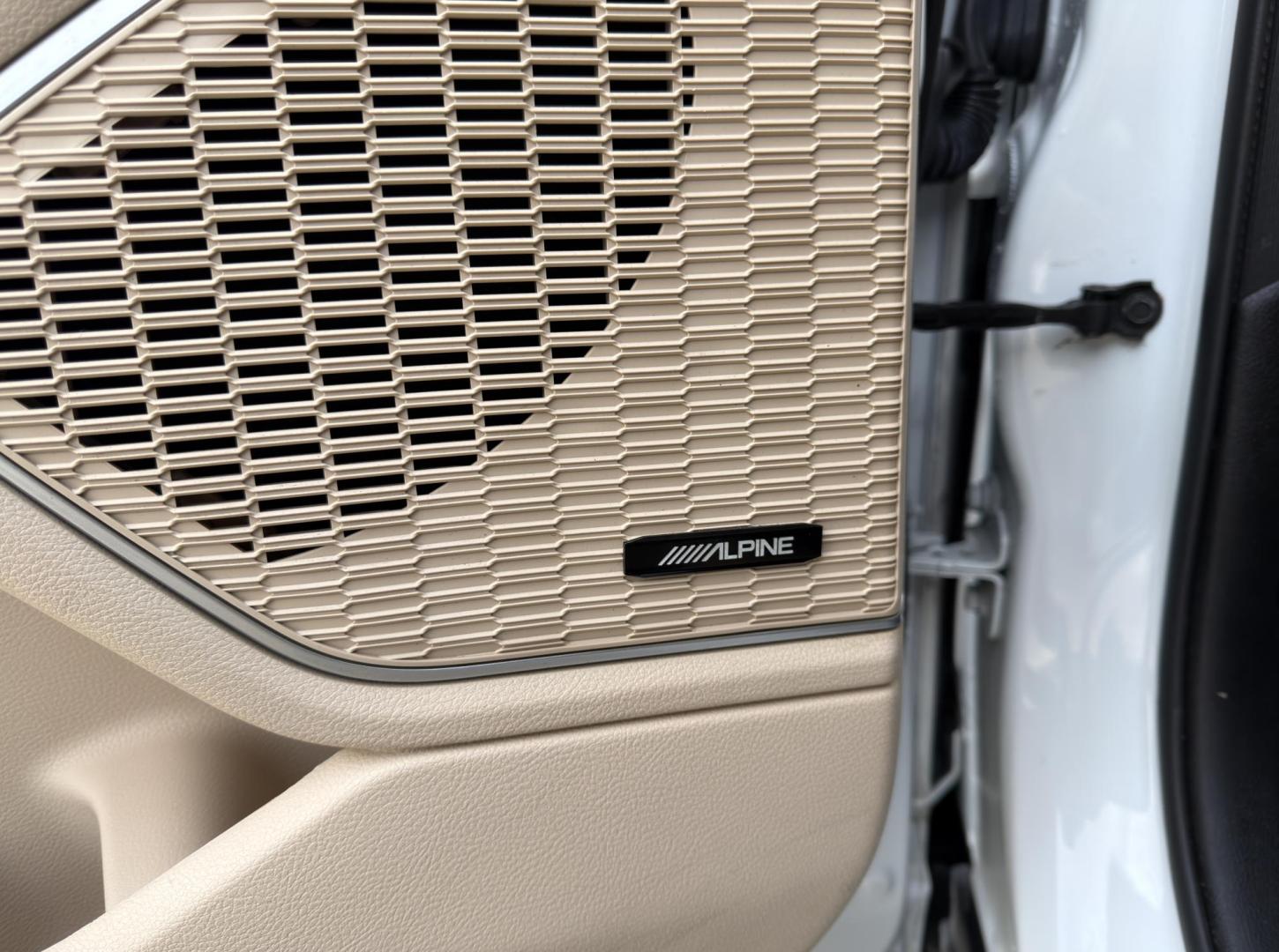 2021 WHITE /Tan Jeep Grand Cherokee Limited 4WD (1C4RJKBG1M8) with an 3.6L V6 engine, Automatic transmission, located at 2990 Old Orchard Rd., Jackson, MO, 63755, 37.354214, -89.612106 - 2021 Jeep Grand Cherokee L Limited 59xxx miles 4 Wheel Drive 3.6L V6 Automatic Leather 3rd Row Navigation Power/Heated/Cooled Seats Heated Rear Seats Heated Steering Wheel Backup Camera Sunroof Bluetooth Remote Start Cruise Power Windows/Locks/Mirrors We have financing available and - Photo#38