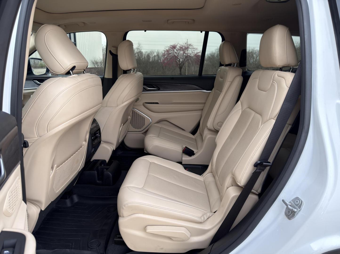 2021 WHITE /Tan Jeep Grand Cherokee Limited 4WD (1C4RJKBG1M8) with an 3.6L V6 engine, Automatic transmission, located at 2990 Old Orchard Rd., Jackson, MO, 63755, 37.354214, -89.612106 - 2021 Jeep Grand Cherokee L Limited 59xxx miles 4 Wheel Drive 3.6L V6 Automatic Leather 3rd Row Navigation Power/Heated/Cooled Seats Heated Rear Seats Heated Steering Wheel Backup Camera Sunroof Bluetooth Remote Start Cruise Power Windows/Locks/Mirrors We have financing available and - Photo#21