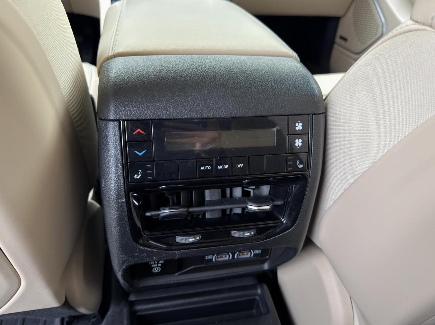 2021 WHITE /Tan Jeep Grand Cherokee Limited 4WD (1C4RJKBG1M8) with an 3.6L V6 engine, Automatic transmission, located at 2990 Old Orchard Rd., Jackson, MO, 63755, 37.354214, -89.612106 - 2021 Jeep Grand Cherokee L Limited 59xxx miles 4 Wheel Drive 3.6L V6 Automatic Leather 3rd Row Navigation Power/Heated/Cooled Seats Heated Rear Seats Heated Steering Wheel Backup Camera Sunroof Bluetooth Remote Start Cruise Power Windows/Locks/Mirrors We have financing available and - Photo#7