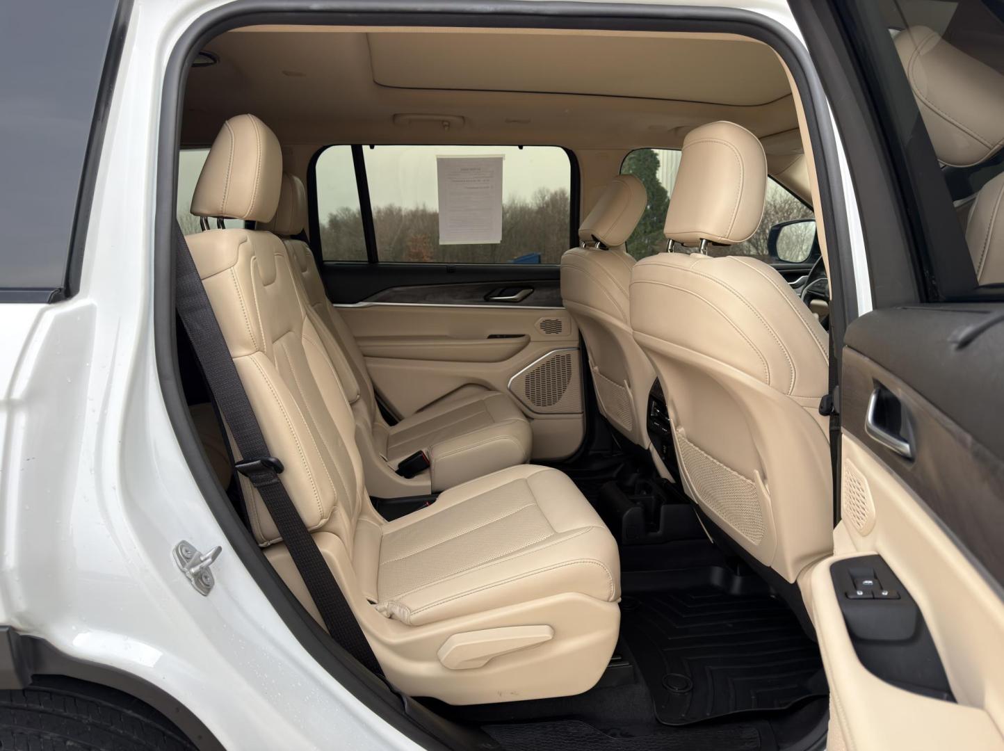 2021 WHITE /Tan Jeep Grand Cherokee Limited 4WD (1C4RJKBG1M8) with an 3.6L V6 engine, Automatic transmission, located at 2990 Old Orchard Rd., Jackson, MO, 63755, 37.354214, -89.612106 - 2021 Jeep Grand Cherokee L Limited 59xxx miles 4 Wheel Drive 3.6L V6 Automatic Leather 3rd Row Navigation Power/Heated/Cooled Seats Heated Rear Seats Heated Steering Wheel Backup Camera Sunroof Bluetooth Remote Start Cruise Power Windows/Locks/Mirrors We have financing available and - Photo#22