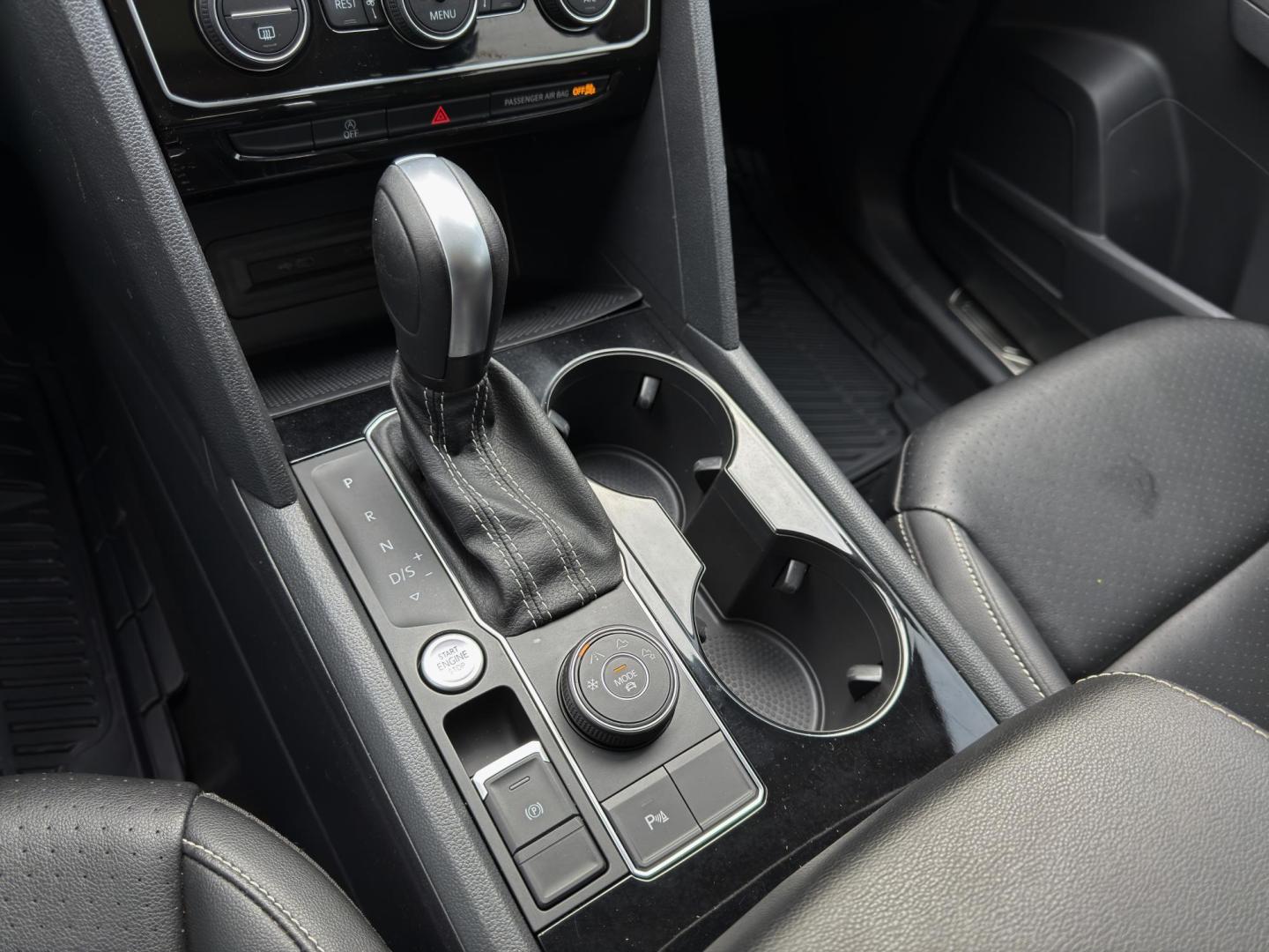 2022 BLUE /Black Volkswagen Atlas V6 SE w/Technology 4MOTION (1V2KR2CA2NC) with an 3.6L V6 engine, Automatic transmission, located at 2990 Old Orchard Rd., Jackson, MO, 63755, 37.354214, -89.612106 - 2022 Volkswagen Atlas SE 85xxx miles All Wheel Drive 3.6L V6 Automatic Leather 3rd Row Backup Camera Power Driver Seat Heated Seats Sunroof Bluetooth Remote Start Cruise Power Windows/Locks/Mirrors We have financing available and we accept trades! Fill out a credit application on our - Photo#26