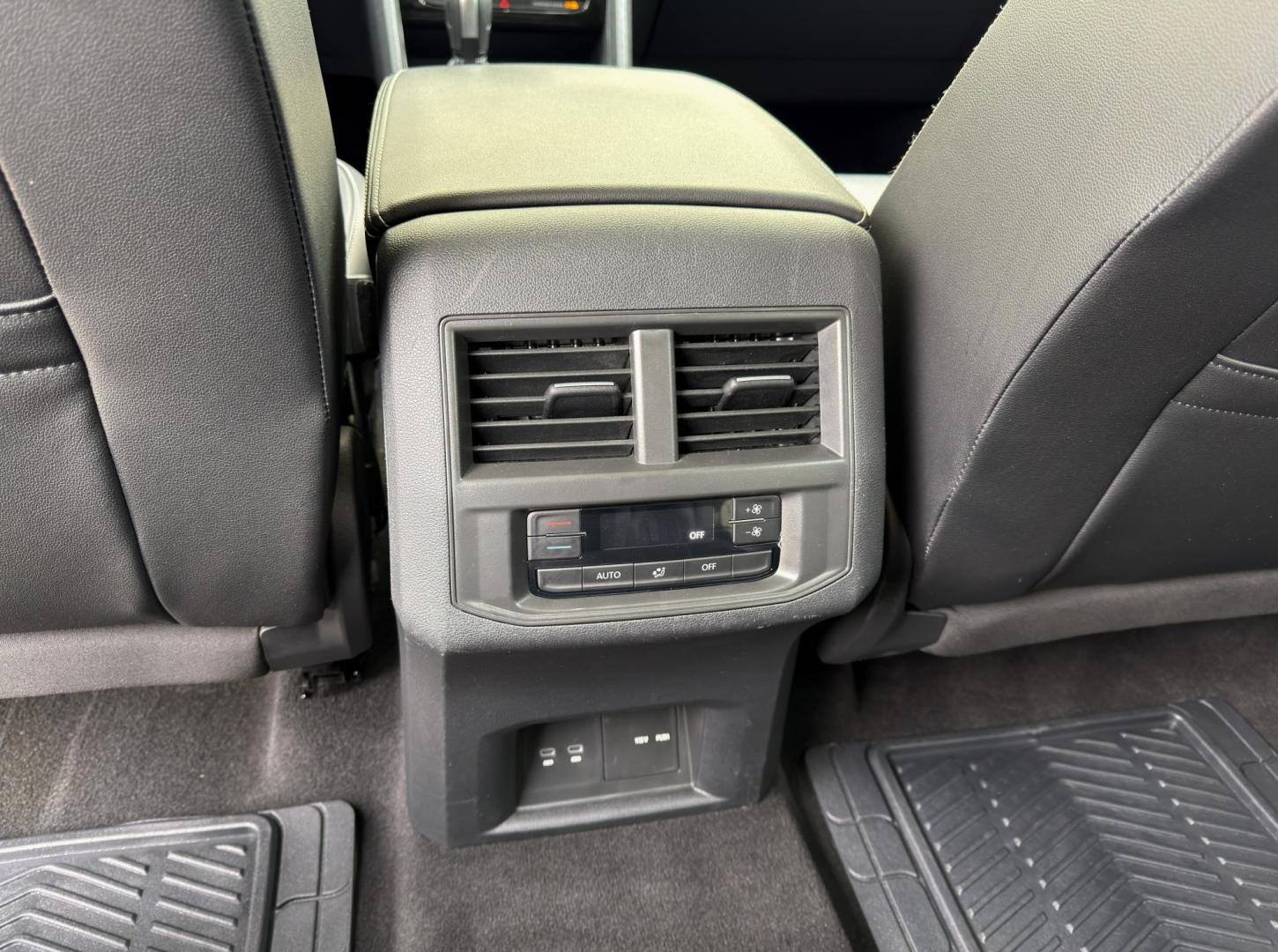 2022 BLUE /Black Volkswagen Atlas V6 SE w/Technology 4MOTION (1V2KR2CA2NC) with an 3.6L V6 engine, Automatic transmission, located at 2990 Old Orchard Rd., Jackson, MO, 63755, 37.354214, -89.612106 - 2022 Volkswagen Atlas SE 85xxx miles All Wheel Drive 3.6L V6 Automatic Leather 3rd Row Backup Camera Power Driver Seat Heated Seats Sunroof Bluetooth Remote Start Cruise Power Windows/Locks/Mirrors We have financing available and we accept trades! Fill out a credit application on our - Photo#35