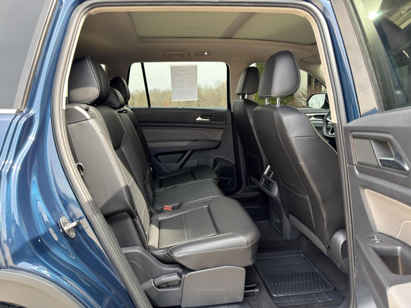 2022 BLUE /Black Volkswagen Atlas V6 SE w/Technology 4MOTION (1V2KR2CA2NC) with an 3.6L V6 engine, Automatic transmission, located at 2990 Old Orchard Rd., Jackson, MO, 63755, 37.354214, -89.612106 - 2022 Volkswagen Atlas SE 85xxx miles All Wheel Drive 3.6L V6 Automatic Leather 3rd Row Backup Camera Power Driver Seat Heated Seats Sunroof Bluetooth Remote Start Cruise Power Windows/Locks/Mirrors We have financing available and we accept trades! Fill out a credit application on our - Photo#19