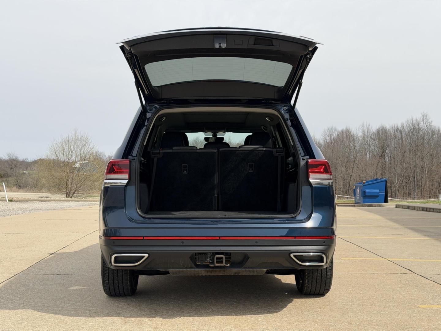 2022 BLUE /Black Volkswagen Atlas V6 SE w/Technology 4MOTION (1V2KR2CA2NC) with an 3.6L V6 engine, Automatic transmission, located at 2990 Old Orchard Rd., Jackson, MO, 63755, 37.354214, -89.612106 - 2022 Volkswagen Atlas SE 85xxx miles All Wheel Drive 3.6L V6 Automatic Leather 3rd Row Backup Camera Power Driver Seat Heated Seats Sunroof Bluetooth Remote Start Cruise Power Windows/Locks/Mirrors We have financing available and we accept trades! Fill out a credit application on our - Photo#21
