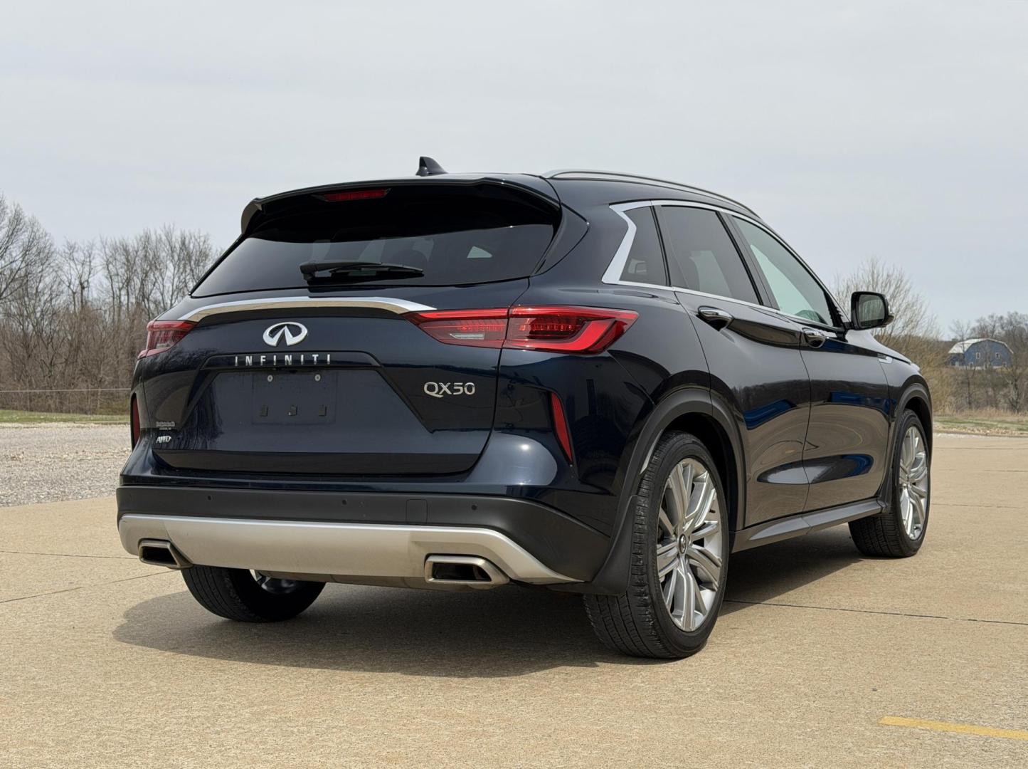 2020 BLUE /Black Infiniti QX50 PURE AWD (3PCAJ5M34LF) with an 2.0L 4 Cyl. engine, CVT transmission, located at 2990 Old Orchard Rd., Jackson, MO, 63755, 37.354214, -89.612106 - 2020 Infiniti QX50 Pure 1-Owner 47xxx miles All Wheel Drive 2.0L 4 Cyl. Automatic Leather Navigation Power/Heated/Cooled Seats Backup Camera Sunroof Bluetooth Remote Start Cruise Power Windows/Locks/Mirrors We have financing available and we accept trades! Fill out a credit applicatio - Photo#11