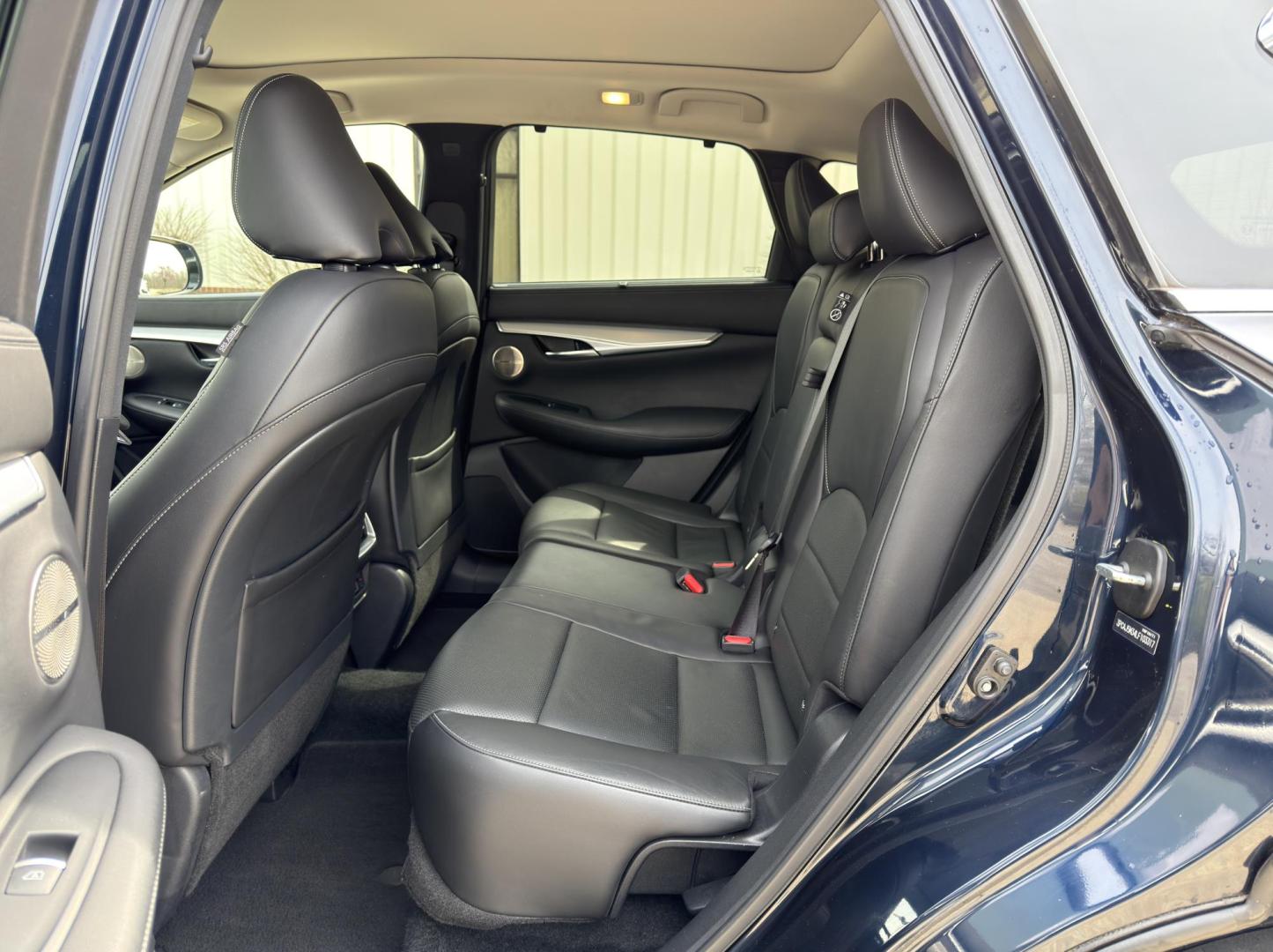 2020 BLUE /Black Infiniti QX50 PURE AWD (3PCAJ5M34LF) with an 2.0L 4 Cyl. engine, CVT transmission, located at 2990 Old Orchard Rd., Jackson, MO, 63755, 37.354214, -89.612106 - 2020 Infiniti QX50 Pure 1-Owner 47xxx miles All Wheel Drive 2.0L 4 Cyl. Automatic Leather Navigation Power/Heated/Cooled Seats Backup Camera Sunroof Bluetooth Remote Start Cruise Power Windows/Locks/Mirrors We have financing available and we accept trades! Fill out a credit applicatio - Photo#19