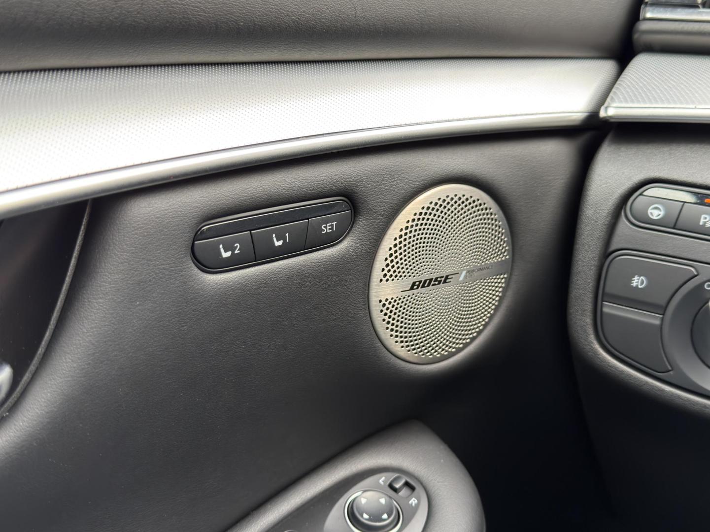 2020 BLUE /Black Infiniti QX50 PURE AWD (3PCAJ5M34LF) with an 2.0L 4 Cyl. engine, CVT transmission, located at 2990 Old Orchard Rd., Jackson, MO, 63755, 37.354214, -89.612106 - 2020 Infiniti QX50 Pure 1-Owner 47xxx miles All Wheel Drive 2.0L 4 Cyl. Automatic Leather Navigation Power/Heated/Cooled Seats Backup Camera Sunroof Bluetooth Remote Start Cruise Power Windows/Locks/Mirrors We have financing available and we accept trades! Fill out a credit applicatio - Photo#31