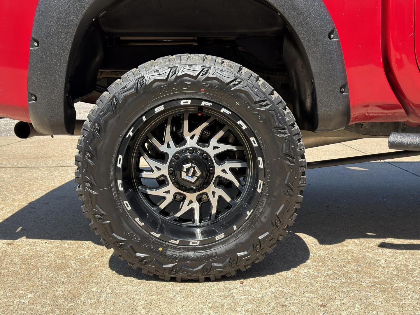 2007 RED /Black Nissan Titan XE Crew Cab 4WD (1N6AA07B37N) with an 5.6L V8 engine, Automatic transmission, located at 2990 Old Orchard Rd., Jackson, MO, 63755, 37.354214, -89.612106 - 2007 Nissan Titan XE 165xxx miles 4x4 5.6L V8 Automatic Backup Camera Bluetooth Cruise Power Windows/Locks/Mirrors We have financing available and we accept trades! Fill out a credit application on our website or come by today! If you have any questions, give us a call at (573) 204-7777 or - Photo#37