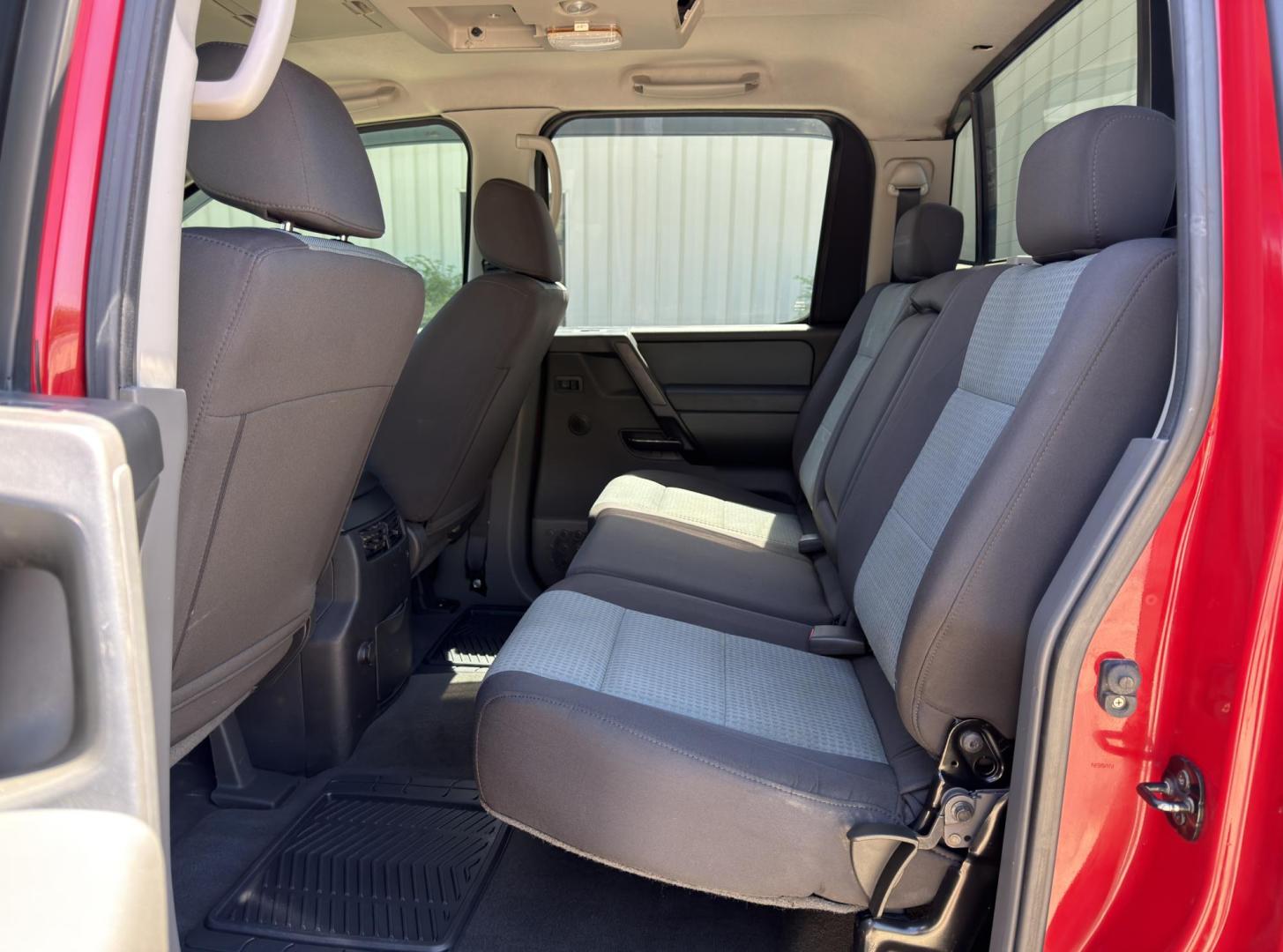 2007 RED /Black Nissan Titan XE Crew Cab 4WD (1N6AA07B37N) with an 5.6L V8 engine, Automatic transmission, located at 2990 Old Orchard Rd., Jackson, MO, 63755, 37.354214, -89.612106 - 2007 Nissan Titan XE 165xxx miles 4x4 5.6L V8 Automatic Backup Camera Bluetooth Cruise Power Windows/Locks/Mirrors We have financing available and we accept trades! Fill out a credit application on our website or come by today! If you have any questions, give us a call at (573) 204-7777 or - Photo#15