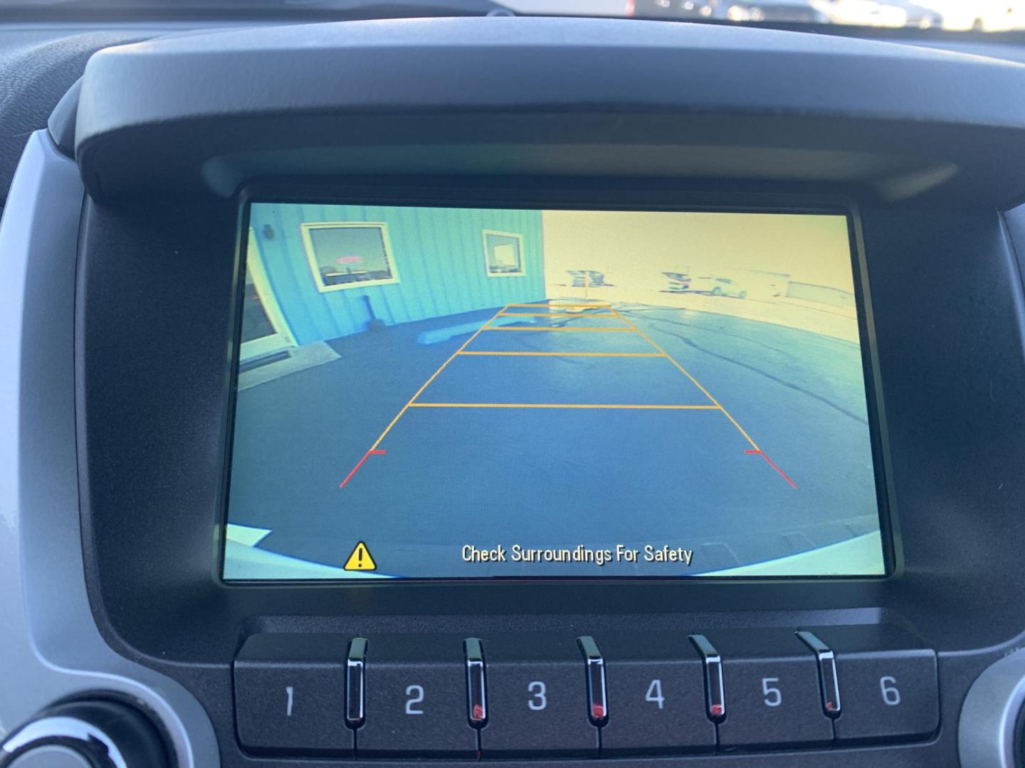 2015 WHITE /BLACK GMC Terrain SLE2 (2GKFLRE35F6) with an 3.6L V6 DOHC 24V engine, Automatic transmission, located at 506 S. Kingshighway, Cape Girardeau, MO, 63703, (573) 235-5000, 37.294991, -89.553635 - 2015 GMC Terrain SLE2 174,xxx miles Heated Seats Power Drivers Seat Bluetooth Cruise Backup Camera We have financing available and we accept trades! Fill out a credit application on our website or come by today! If you have any questions, give us a call at (573) 235-5000 or visit our web - Photo#30