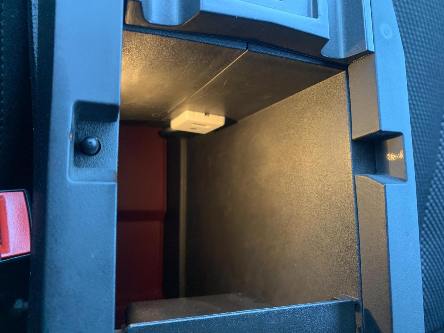 2015 WHITE /BLACK GMC Terrain SLE2 (2GKFLRE35F6) with an 3.6L V6 DOHC 24V engine, Automatic transmission, located at 506 S. Kingshighway, Cape Girardeau, MO, 63703, (573) 235-5000, 37.294991, -89.553635 - 2015 GMC Terrain SLE2 174,xxx miles Heated Seats Power Drivers Seat Bluetooth Cruise Backup Camera We have financing available and we accept trades! Fill out a credit application on our website or come by today! If you have any questions, give us a call at (573) 235-5000 or visit our web - Photo#31