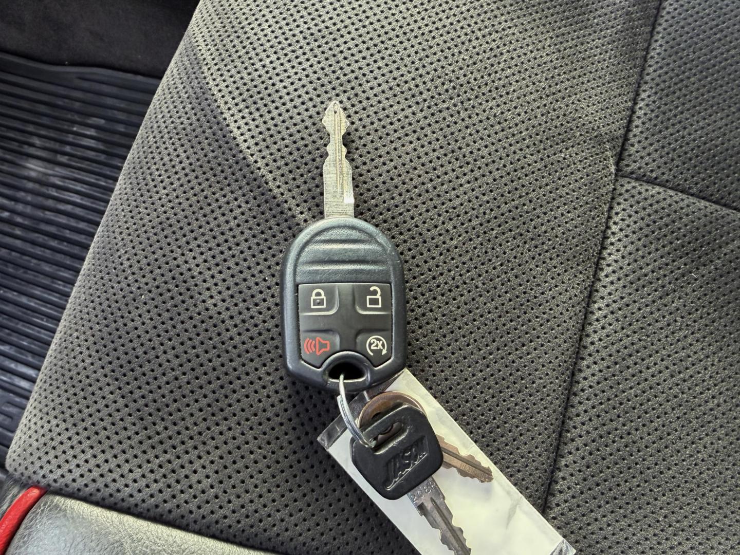 2014 BLACK /Black Ford F-150 FX4 SuperCrew 5.5-ft. Bed 4WD (1FTFW1ET3EF) with an 3.5L V6 TURBO engine, Automatic transmission, located at 2990 Old Orchard Rd., Jackson, MO, 63755, 37.354214, -89.612106 - 2014 Ford F-150 FX4 134xxx miles 4x4 3.5L V6 Automatic Backup Camera Power Seats Sunroof Bluetooth Remote Start Cruise Power Windows/Locks/Mirrors We have financing available and we accept trades! Fill out a credit application on our website or come by today! If you have any questions, - Photo#6