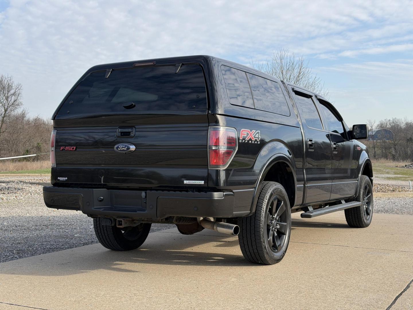 2014 BLACK /Black Ford F-150 FX4 SuperCrew 5.5-ft. Bed 4WD (1FTFW1ET3EF) with an 3.5L V6 TURBO engine, Automatic transmission, located at 2990 Old Orchard Rd., Jackson, MO, 63755, 37.354214, -89.612106 - 2014 Ford F-150 FX4 134xxx miles 4x4 3.5L V6 Automatic Backup Camera Power Seats Sunroof Bluetooth Remote Start Cruise Power Windows/Locks/Mirrors We have financing available and we accept trades! Fill out a credit application on our website or come by today! If you have any questions, - Photo#10