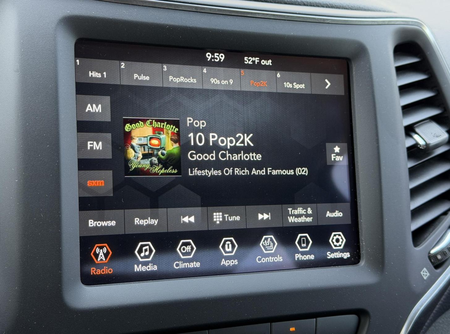 2022 BLACK /Black Jeep Cherokee Latitude Lux 4WD (1C4PJMMX2ND) with an 3.2L V6 engine, Automatic transmission, located at 2990 Old Orchard Rd., Jackson, MO, 63755, 37.354214, -89.612106 - 2022 Jeep Cherokee Latitude LUX 1-Owner 34xxx miles 4 Wheel Drive 3.2L V6 Automatic Leather Backup Camera Power/Heated Seats Heated Steering Wheel Bluetooth Remote Start Cruise Power Windows/Locks/Mirrors We have financing available and we accept trades! Fill out a credit application o - Photo#29