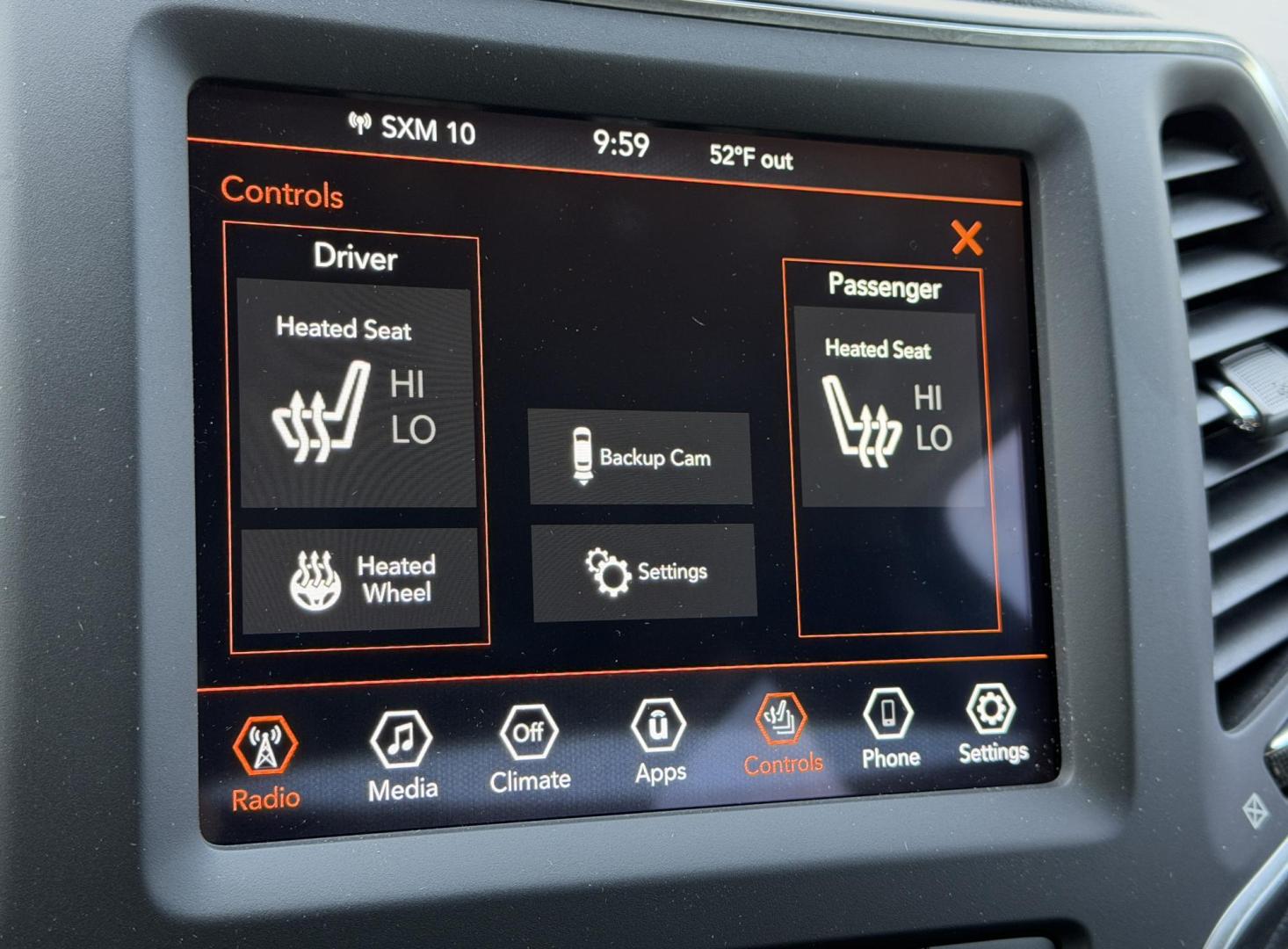 2022 BLACK /Black Jeep Cherokee Latitude Lux 4WD (1C4PJMMX2ND) with an 3.2L V6 engine, Automatic transmission, located at 2990 Old Orchard Rd., Jackson, MO, 63755, 37.354214, -89.612106 - 2022 Jeep Cherokee Latitude LUX 1-Owner 34xxx miles 4 Wheel Drive 3.2L V6 Automatic Leather Backup Camera Power/Heated Seats Heated Steering Wheel Bluetooth Remote Start Cruise Power Windows/Locks/Mirrors We have financing available and we accept trades! Fill out a credit application o - Photo#3