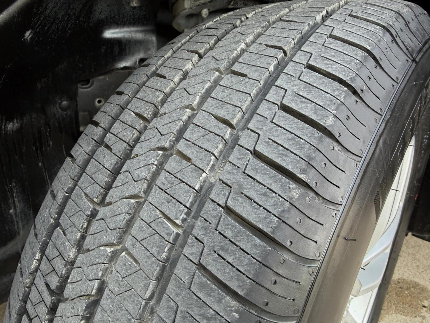 2022 BLACK /Black Jeep Cherokee Latitude Lux 4WD (1C4PJMMX2ND) with an 3.2L V6 engine, Automatic transmission, located at 2990 Old Orchard Rd., Jackson, MO, 63755, 37.354214, -89.612106 - 2022 Jeep Cherokee Latitude LUX 1-Owner 34xxx miles 4 Wheel Drive 3.2L V6 Automatic Leather Backup Camera Power/Heated Seats Heated Steering Wheel Bluetooth Remote Start Cruise Power Windows/Locks/Mirrors We have financing available and we accept trades! Fill out a credit application o - Photo#38