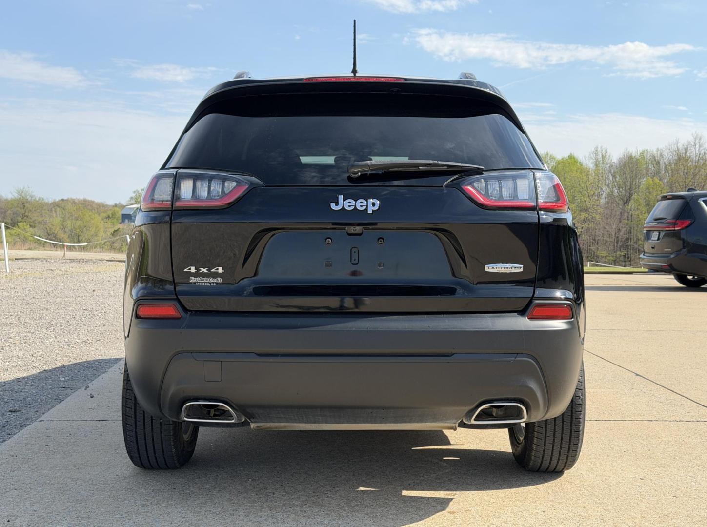 2022 BLACK /Black Jeep Cherokee Latitude Lux 4WD (1C4PJMMX2ND) with an 3.2L V6 engine, Automatic transmission, located at 2990 Old Orchard Rd., Jackson, MO, 63755, 37.354214, -89.612106 - 2022 Jeep Cherokee Latitude LUX 1-Owner 34xxx miles 4 Wheel Drive 3.2L V6 Automatic Leather Backup Camera Power/Heated Seats Heated Steering Wheel Bluetooth Remote Start Cruise Power Windows/Locks/Mirrors We have financing available and we accept trades! Fill out a credit application o - Photo#11