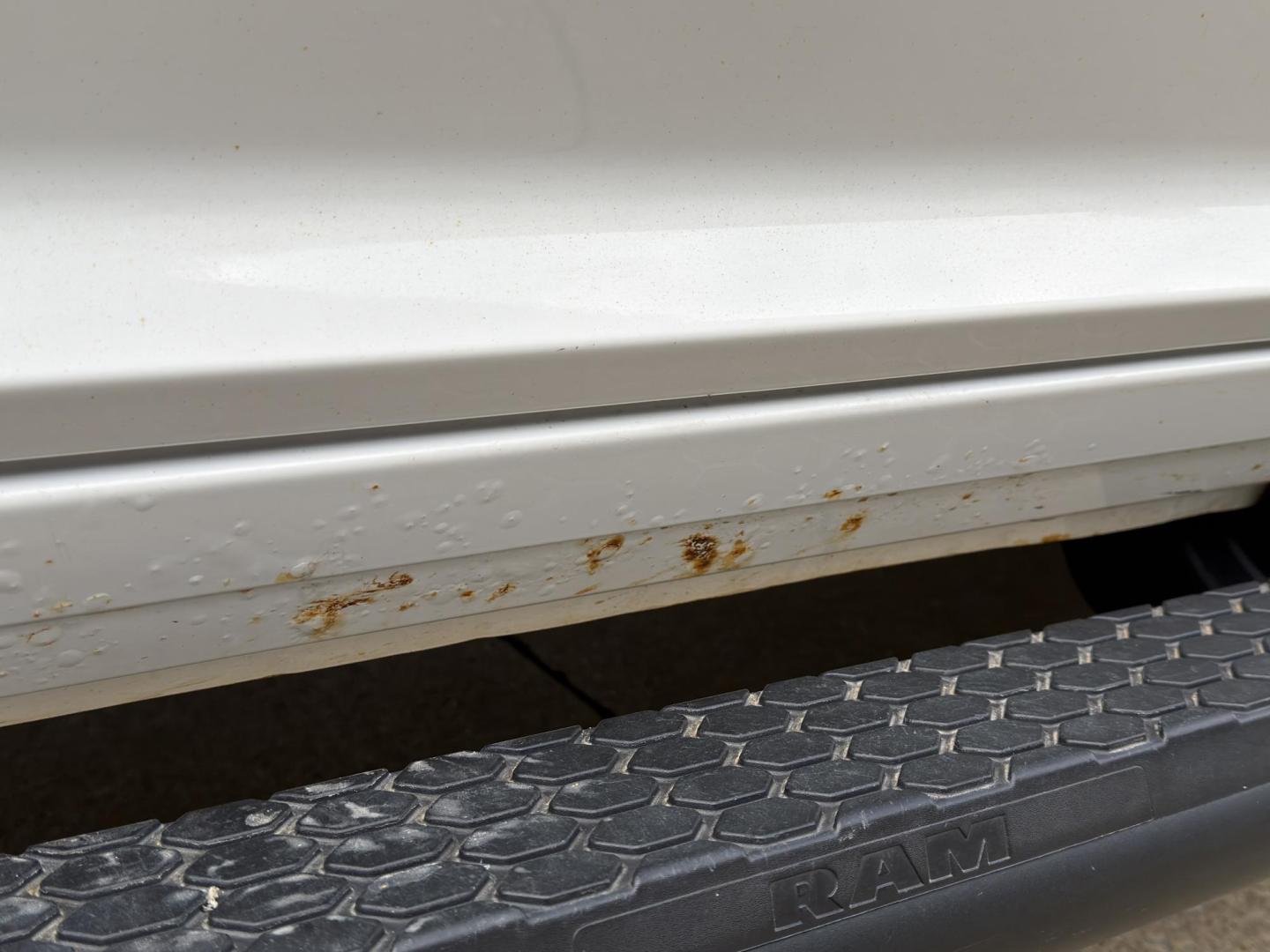 2017 WHITE /Black RAM 1500 Sport Crew Cab LWB 4WD (1C6RR7UT2HS) with an 5.7L V8 HEMI engine, Automatic transmission, located at 2990 Old Orchard Rd., Jackson, MO, 63755, 37.354214, -89.612106 - 2017 Ram 1500 Sport 142xxx miles 4x4 5.7L V8 HEMI Automatic Leather Navigation Power/Heated/Cooled Seats Heated Steering Wheel Backup Camera Sunroof Bluetooth Remote Start Cruise Power Windows/Locks/Mirrors We have financing available and we accept trades! Fill out a credit applicatio - Photo#45