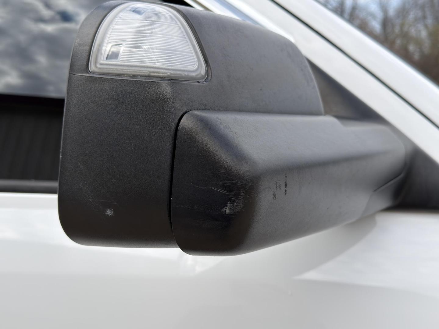 2017 WHITE /Black RAM 1500 Sport Crew Cab LWB 4WD (1C6RR7UT2HS) with an 5.7L V8 HEMI engine, Automatic transmission, located at 2990 Old Orchard Rd., Jackson, MO, 63755, 37.354214, -89.612106 - 2017 Ram 1500 Sport 142xxx miles 4x4 5.7L V8 HEMI Automatic Leather Navigation Power/Heated/Cooled Seats Heated Steering Wheel Backup Camera Sunroof Bluetooth Remote Start Cruise Power Windows/Locks/Mirrors We have financing available and we accept trades! Fill out a credit applicatio - Photo#46