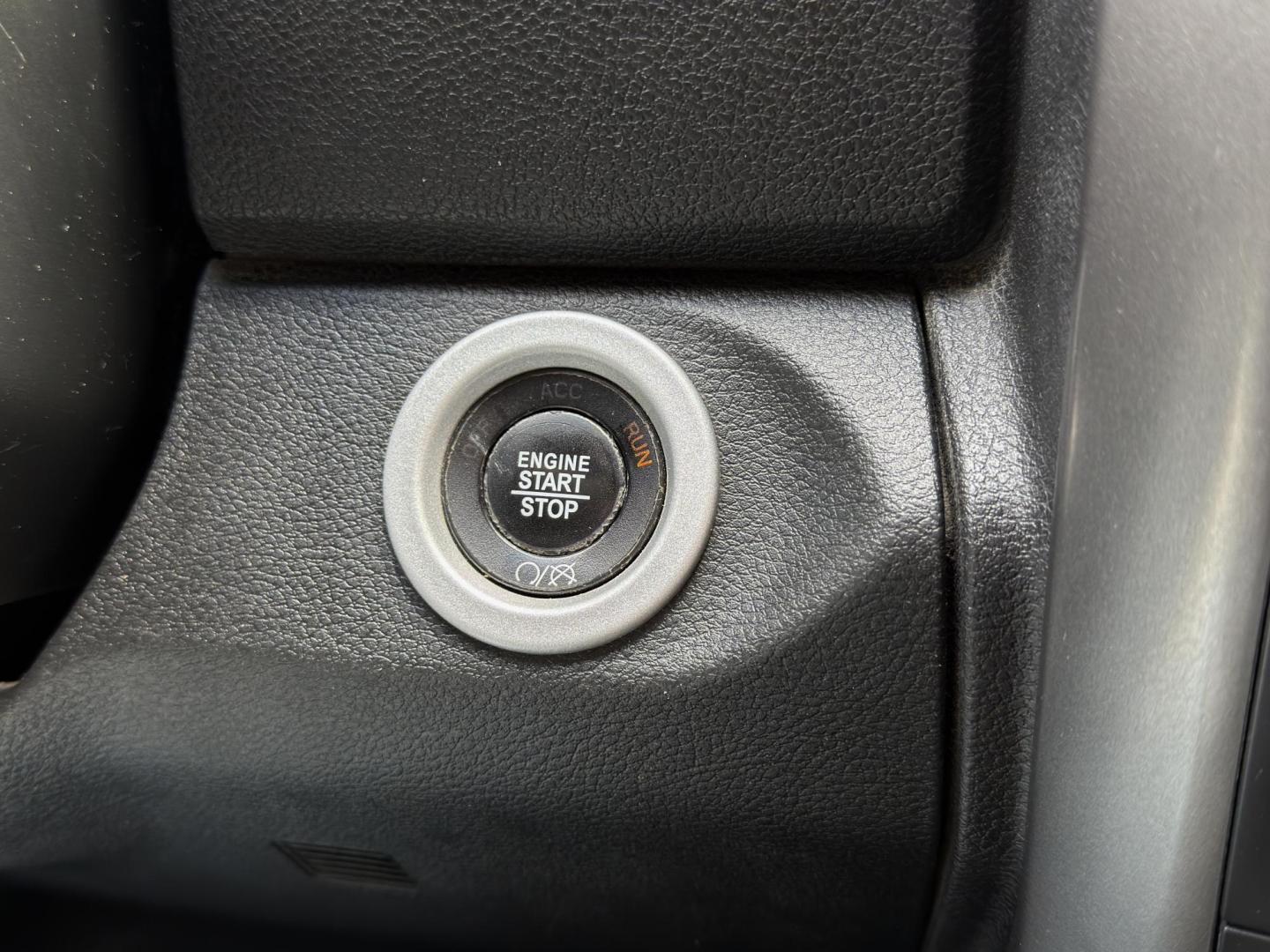 2017 WHITE /Black RAM 1500 Sport Crew Cab LWB 4WD (1C6RR7UT2HS) with an 5.7L V8 HEMI engine, Automatic transmission, located at 2990 Old Orchard Rd., Jackson, MO, 63755, 37.354214, -89.612106 - 2017 Ram 1500 Sport 142xxx miles 4x4 5.7L V8 HEMI Automatic Leather Navigation Power/Heated/Cooled Seats Heated Steering Wheel Backup Camera Sunroof Bluetooth Remote Start Cruise Power Windows/Locks/Mirrors We have financing available and we accept trades! Fill out a credit applicatio - Photo#28