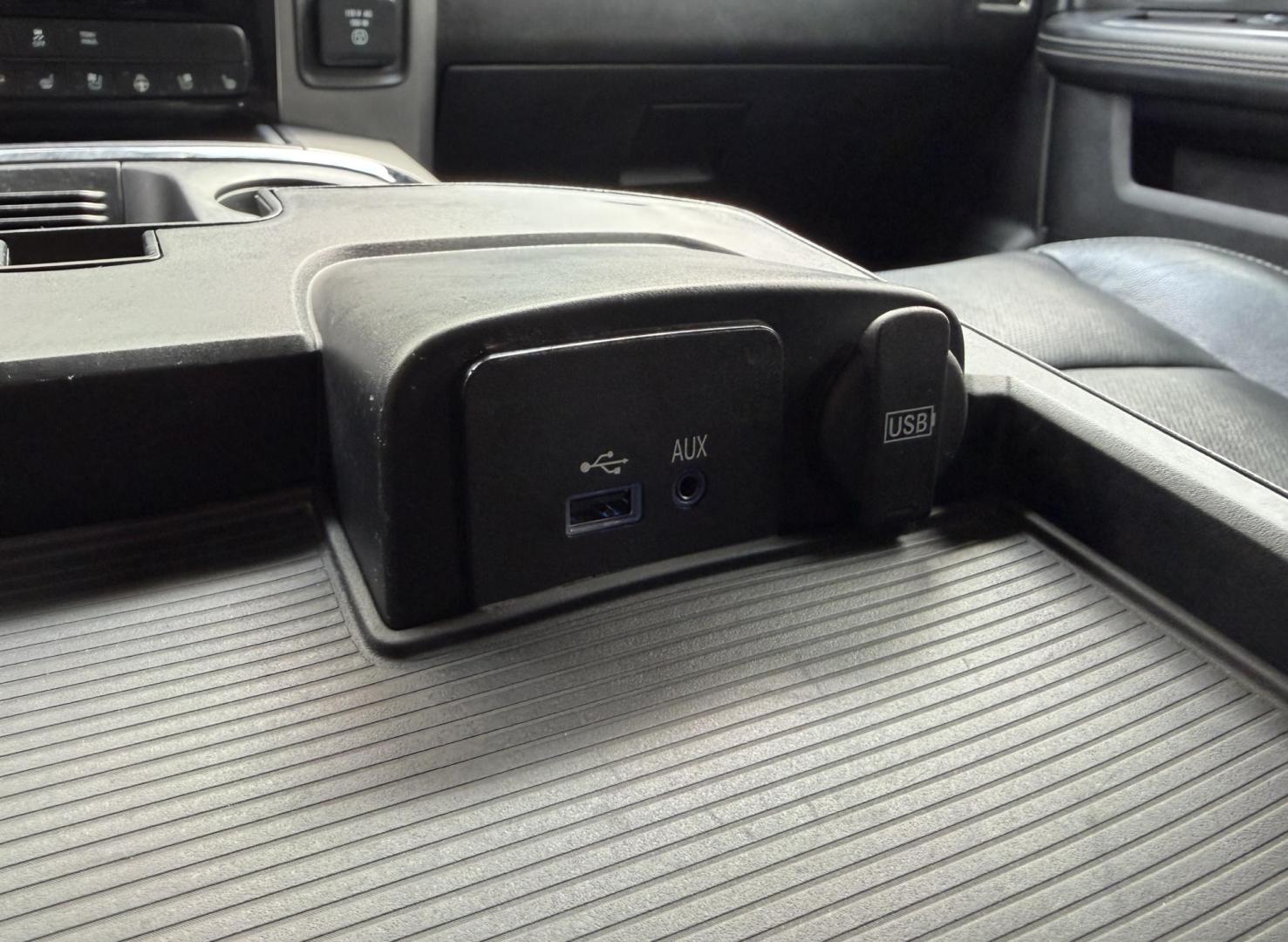 2017 WHITE /Black RAM 1500 Sport Crew Cab LWB 4WD (1C6RR7UT2HS) with an 5.7L V8 HEMI engine, Automatic transmission, located at 2990 Old Orchard Rd., Jackson, MO, 63755, 37.354214, -89.612106 - 2017 Ram 1500 Sport 142xxx miles 4x4 5.7L V8 HEMI Automatic Leather Navigation Power/Heated/Cooled Seats Heated Steering Wheel Backup Camera Sunroof Bluetooth Remote Start Cruise Power Windows/Locks/Mirrors We have financing available and we accept trades! Fill out a credit applicatio - Photo#31