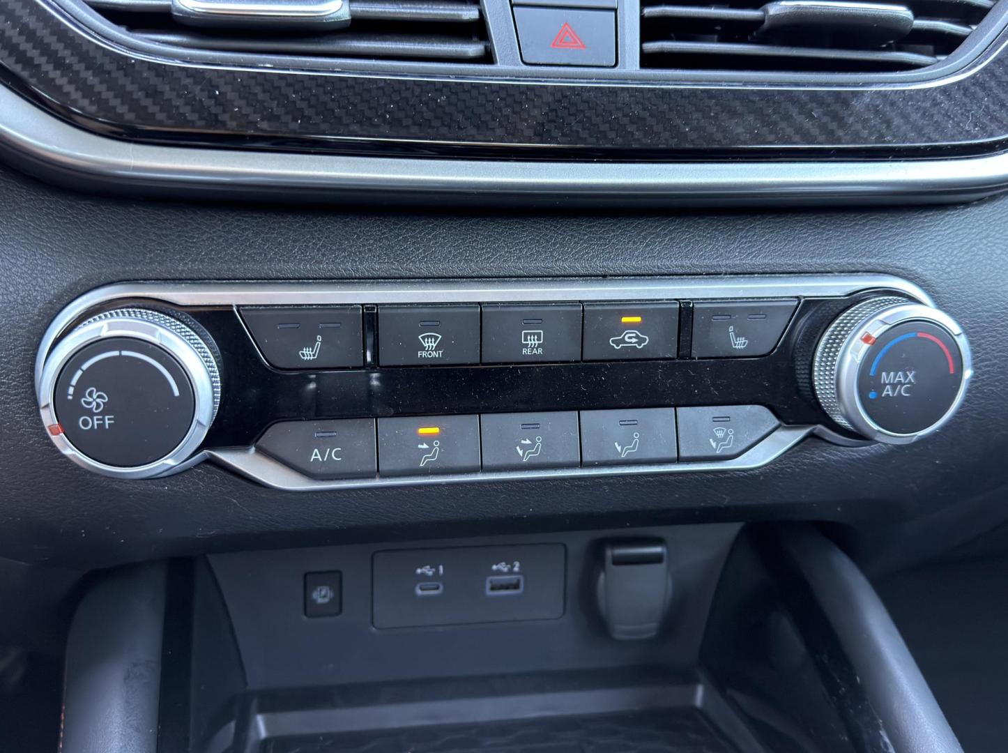 2024 BLACK /Black Nissan Altima 2.5 SR (1N4BL4CV1RN) with an 2.5L 4 Cyl. engine, CVT transmission, located at 2990 Old Orchard Rd., Jackson, MO, 63755, 37.354214, -89.612106 - 2024 Nissan Altima 2.5 SR 1-Owner 49xxx miles Front Wheel Drive 2.5L 4 Cyl. Automatic Leather Navigation Power/Heated Seats Backup Camera Sunroof Bluetooth Remote Start Cruise Power Windows/Locks/Mirrors We have financing available and we accept trades! Fill out a credit application o - Photo#4