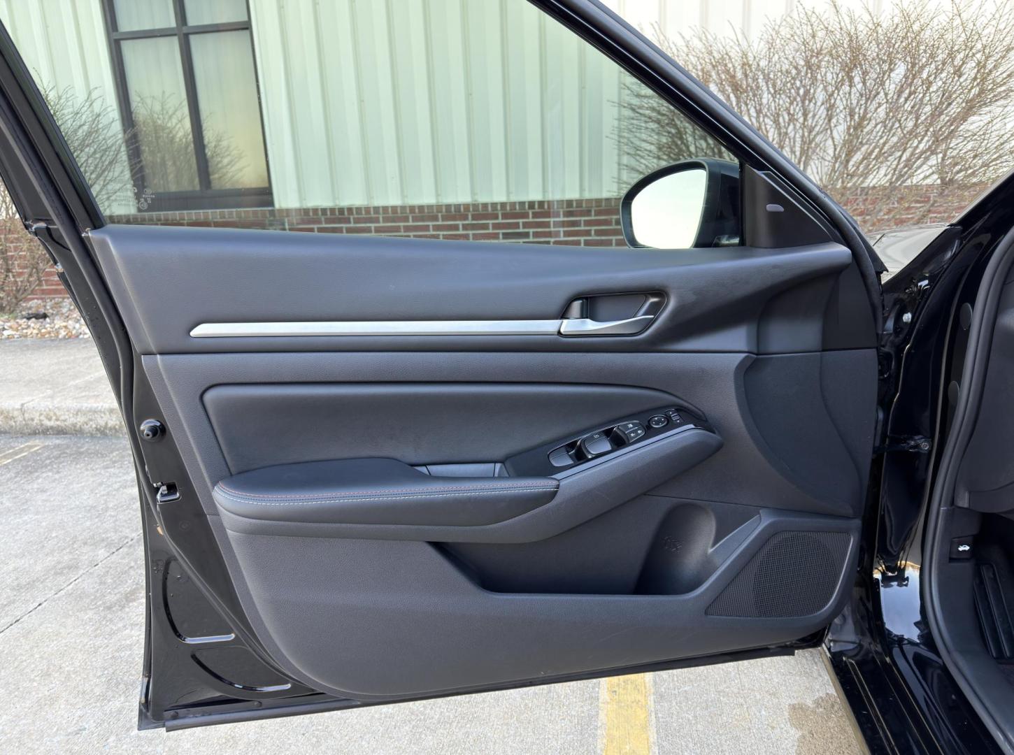 2024 BLACK /Black Nissan Altima 2.5 SR (1N4BL4CV1RN) with an 2.5L 4 Cyl. engine, CVT transmission, located at 2990 Old Orchard Rd., Jackson, MO, 63755, 37.354214, -89.612106 - 2024 Nissan Altima 2.5 SR 1-Owner 49xxx miles Front Wheel Drive 2.5L 4 Cyl. Automatic Leather Navigation Power/Heated Seats Backup Camera Sunroof Bluetooth Remote Start Cruise Power Windows/Locks/Mirrors We have financing available and we accept trades! Fill out a credit application o - Photo#15