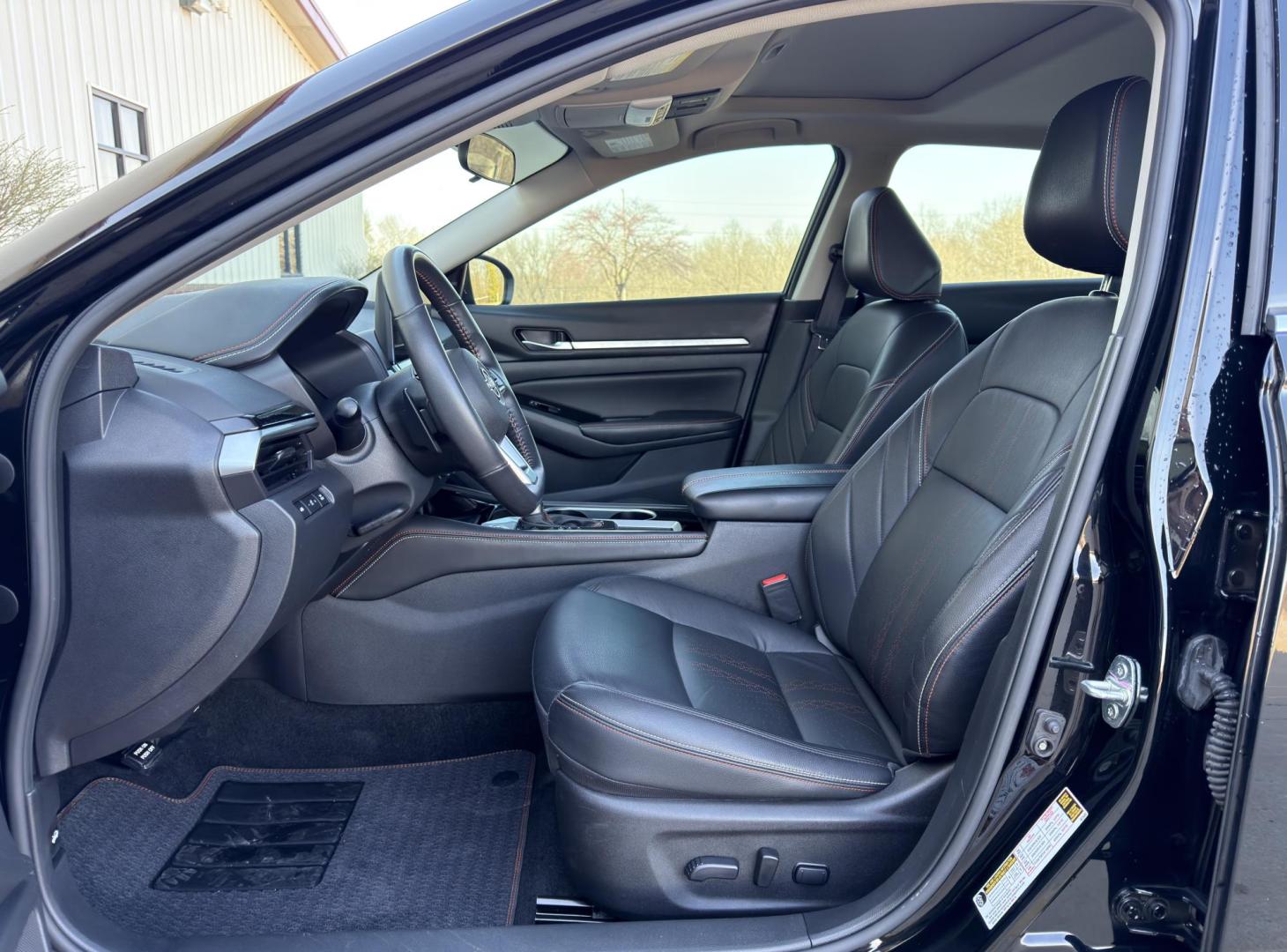 2024 BLACK /Black Nissan Altima 2.5 SR (1N4BL4CV1RN) with an 2.5L 4 Cyl. engine, CVT transmission, located at 2990 Old Orchard Rd., Jackson, MO, 63755, 37.354214, -89.612106 - 2024 Nissan Altima 2.5 SR 1-Owner 49xxx miles Front Wheel Drive 2.5L 4 Cyl. Automatic Leather Navigation Power/Heated Seats Backup Camera Sunroof Bluetooth Remote Start Cruise Power Windows/Locks/Mirrors We have financing available and we accept trades! Fill out a credit application o - Photo#16