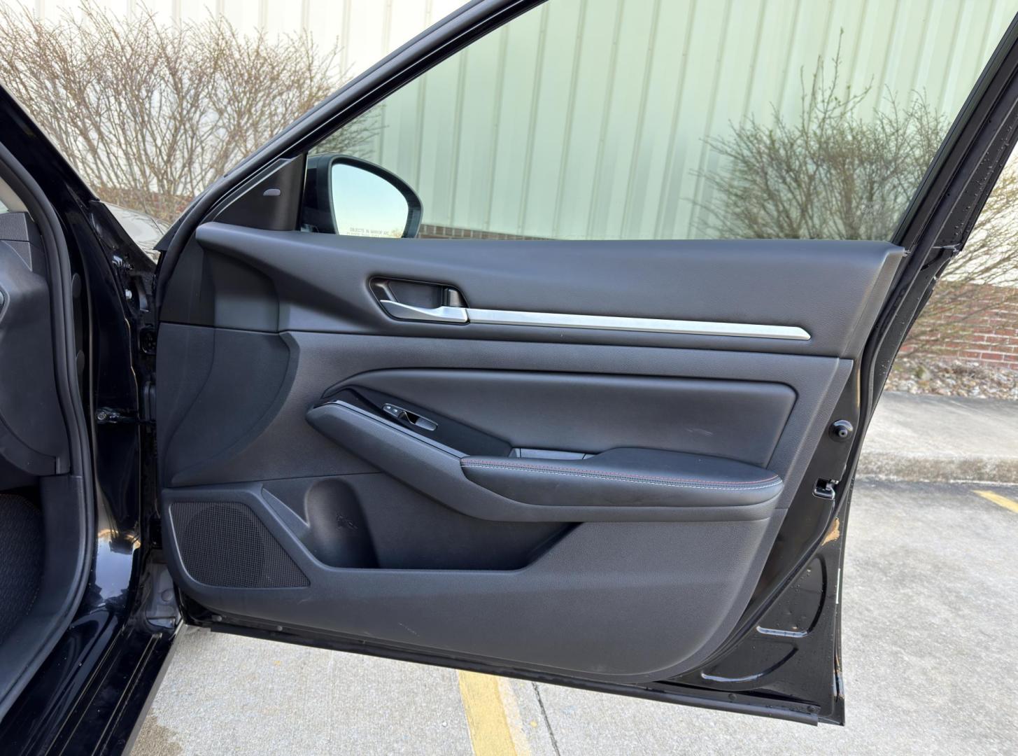 2024 BLACK /Black Nissan Altima 2.5 SR (1N4BL4CV1RN) with an 2.5L 4 Cyl. engine, CVT transmission, located at 2990 Old Orchard Rd., Jackson, MO, 63755, 37.354214, -89.612106 - 2024 Nissan Altima 2.5 SR 1-Owner 49xxx miles Front Wheel Drive 2.5L 4 Cyl. Automatic Leather Navigation Power/Heated Seats Backup Camera Sunroof Bluetooth Remote Start Cruise Power Windows/Locks/Mirrors We have financing available and we accept trades! Fill out a credit application o - Photo#17