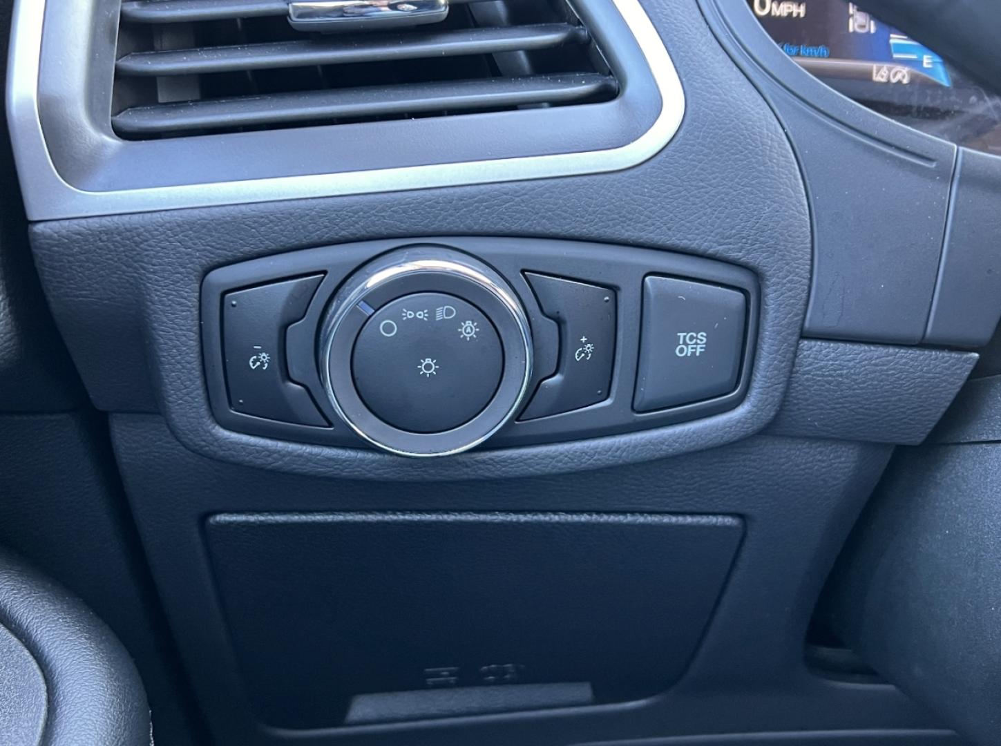 2023 BLUE /Black Cloth FORD EDGE SE (2FMPK4G95PB) with an 2.0L 4 Cyl. engine, Automatic transmission, located at 2990 Old Orchard Rd., Jackson, MO, 63755, 37.354214, -89.612106 - 2023 Ford Edge SE 1-Owner 109xxx miles All Wheel Drive 2.0L 4 Cyl. Automatic Backup Camera Bluetooth Cruise Power Windows/Locks/Mirrors We have financing available and we accept trades! Fill out a credit application on our website or come by today! If you have any questions, give us a cal - Photo#28